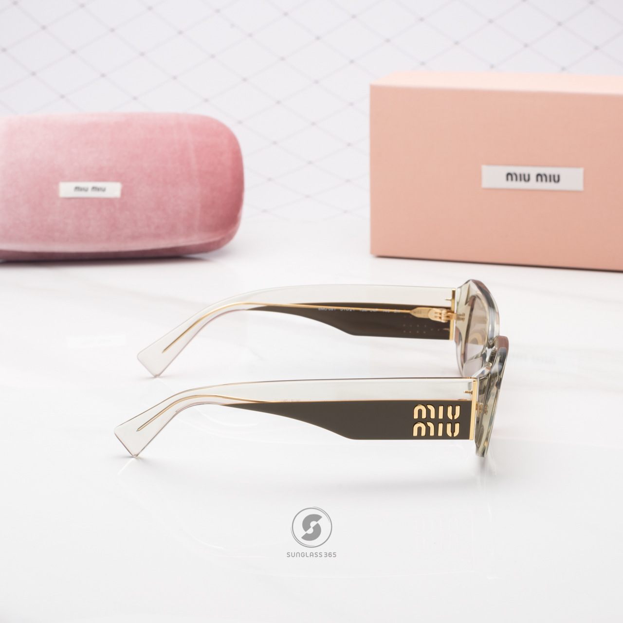 แว่นกันแดด Miu Miu MU08YS 13M04F