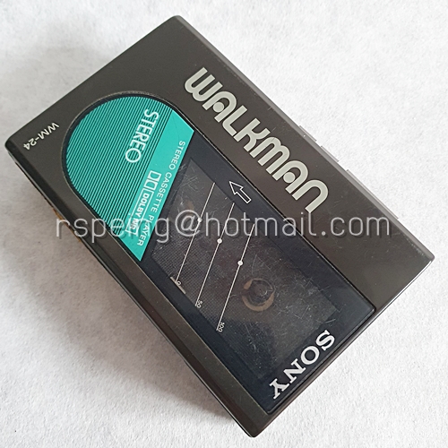 เครื่องเล่นเทป Sony Walkman WM-24 Stereo Cassette Player