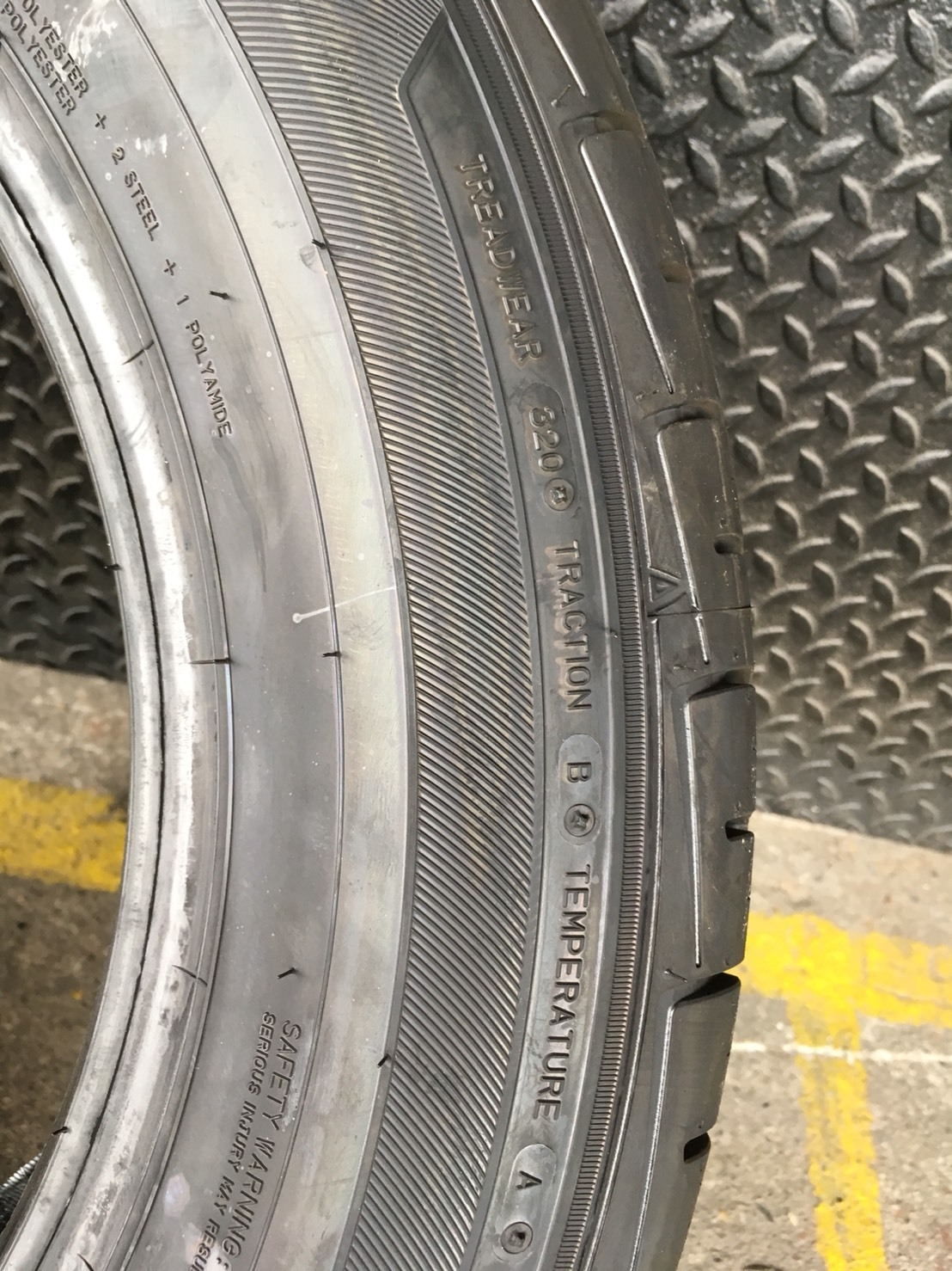 FALKEN ZE914 235-60-17 ซื้อ2แถม2 ปี18