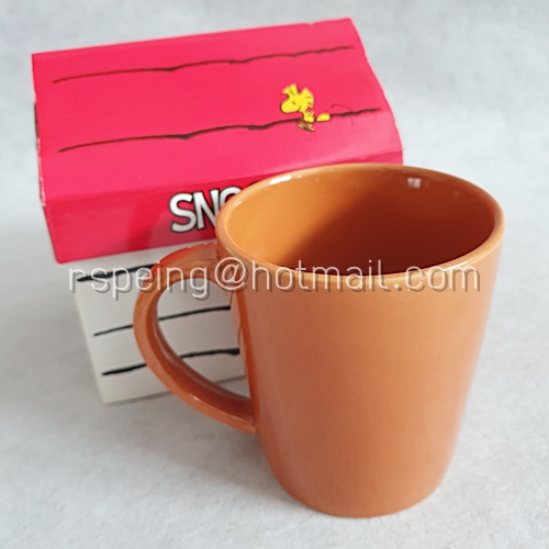 ถ้วย mug ชาร์ลี บราวน์ สีน้ำตาล พร้อมกล่อง