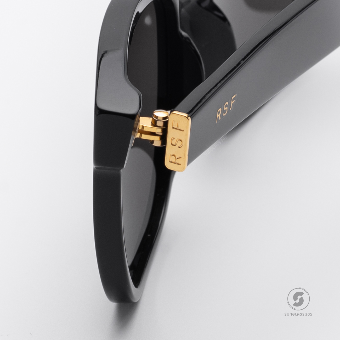 แว่นกันแดด SUPER SP X7E Classic Black