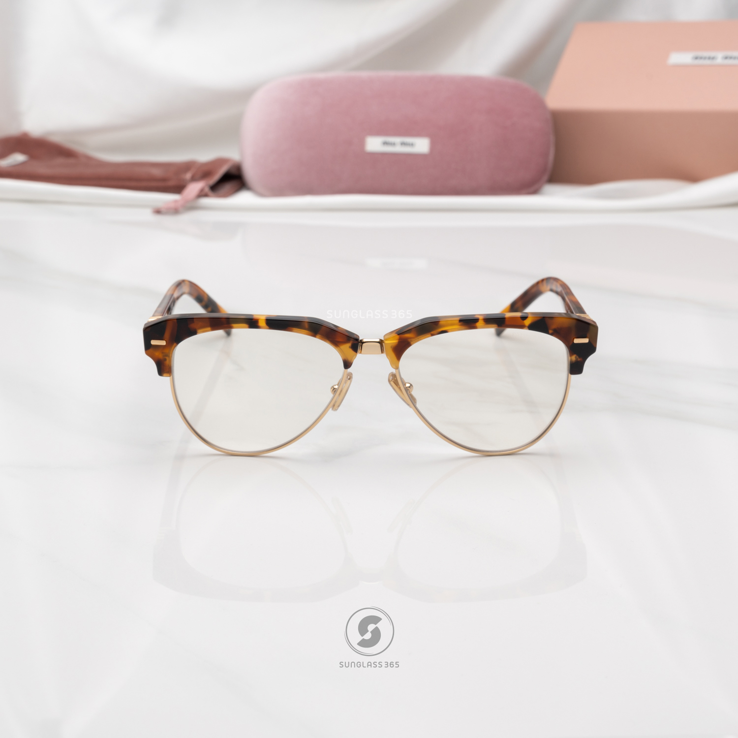 แว่นกันแดด Miu Miu MU09ZS 19P08N