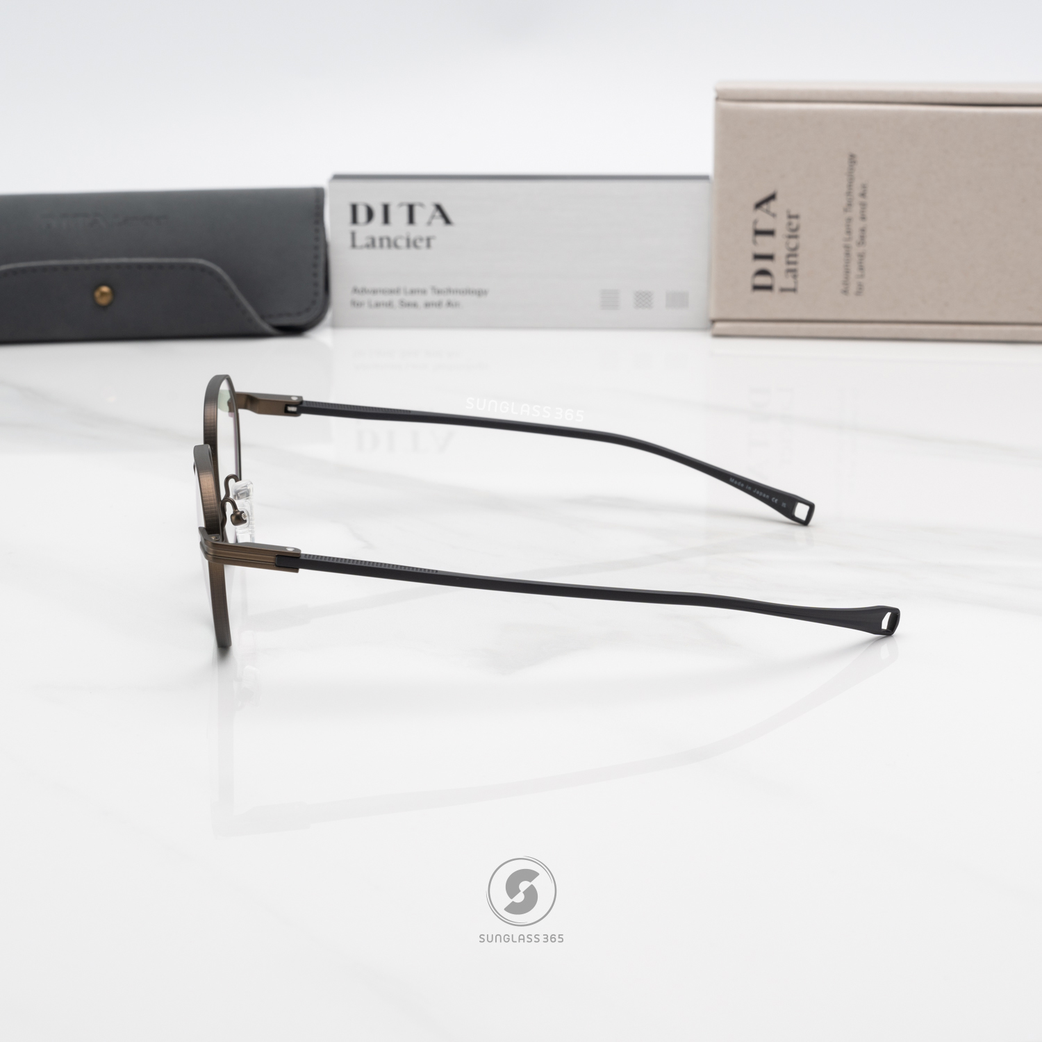 แว่นสายตา DITA LANCIER DLX420 A 02 with Blue Control Lens