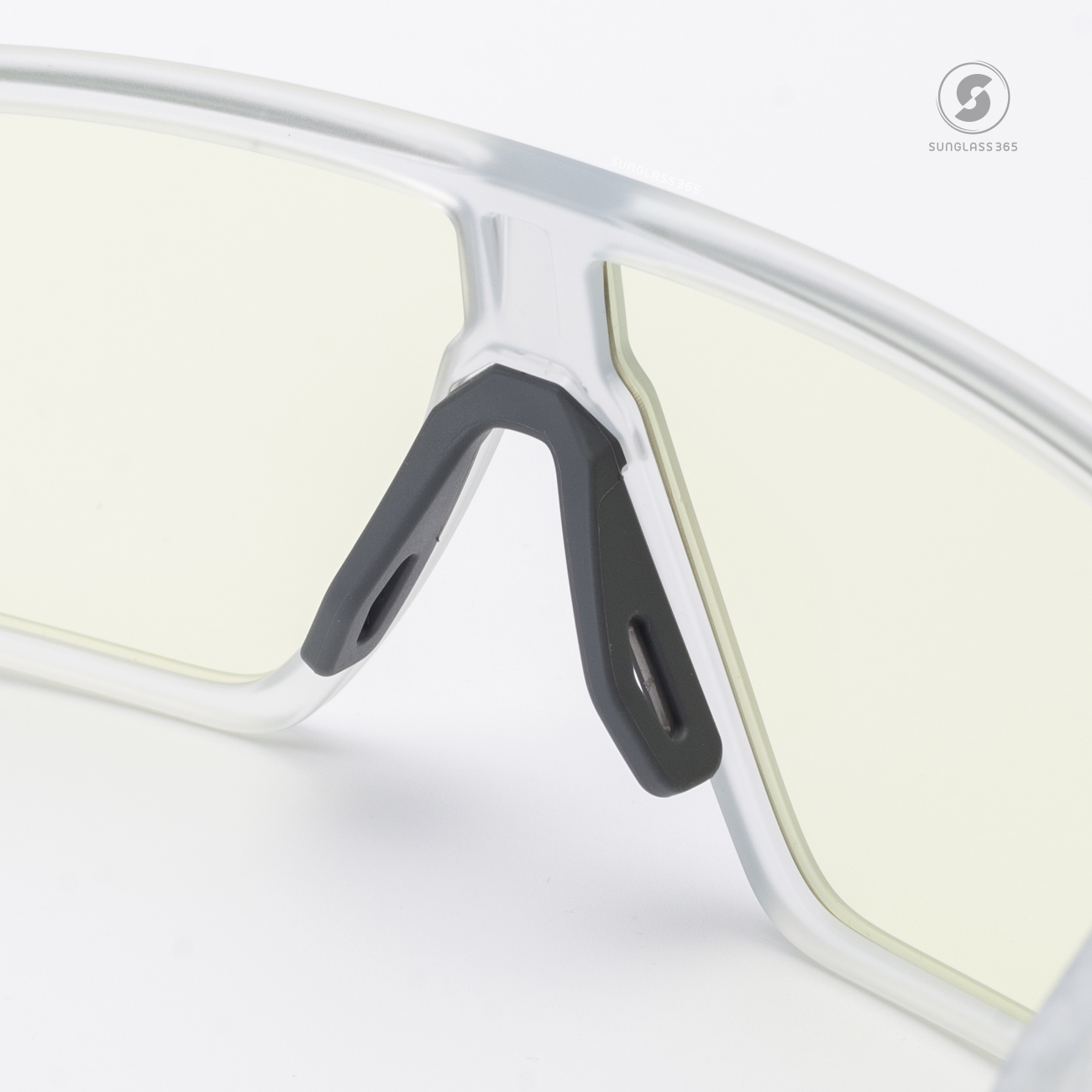 OAKLEY Helux OO9285-04 Matte Clear Prizm Gaming 2.0