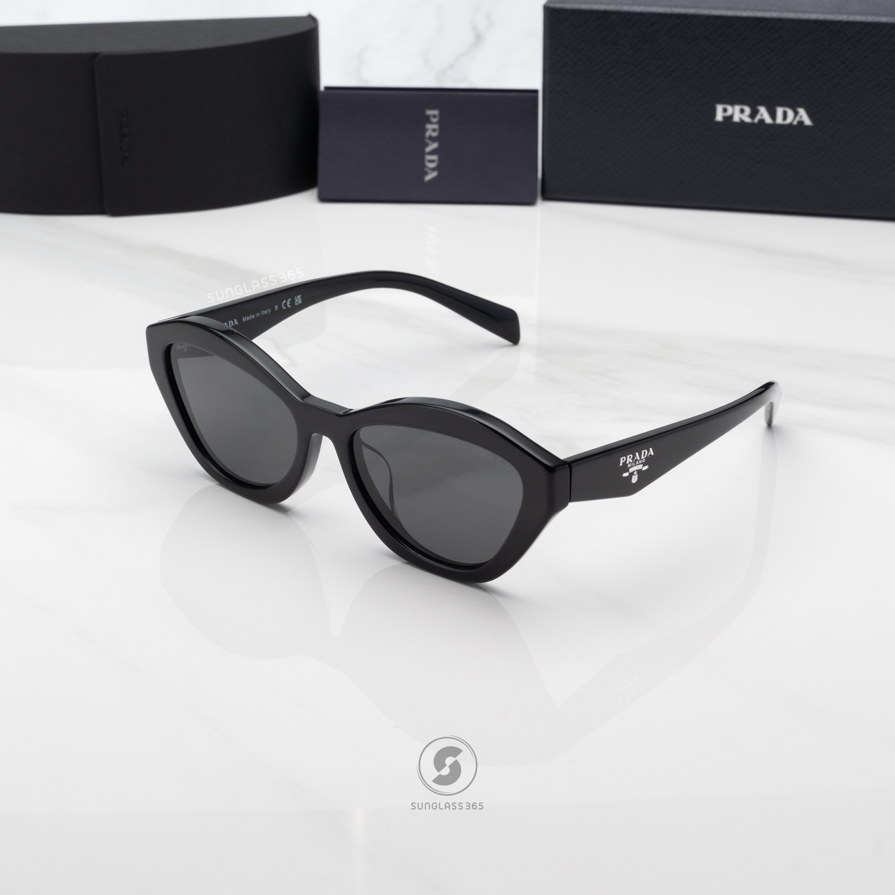PRADA PRA02SF 16K08Z Black