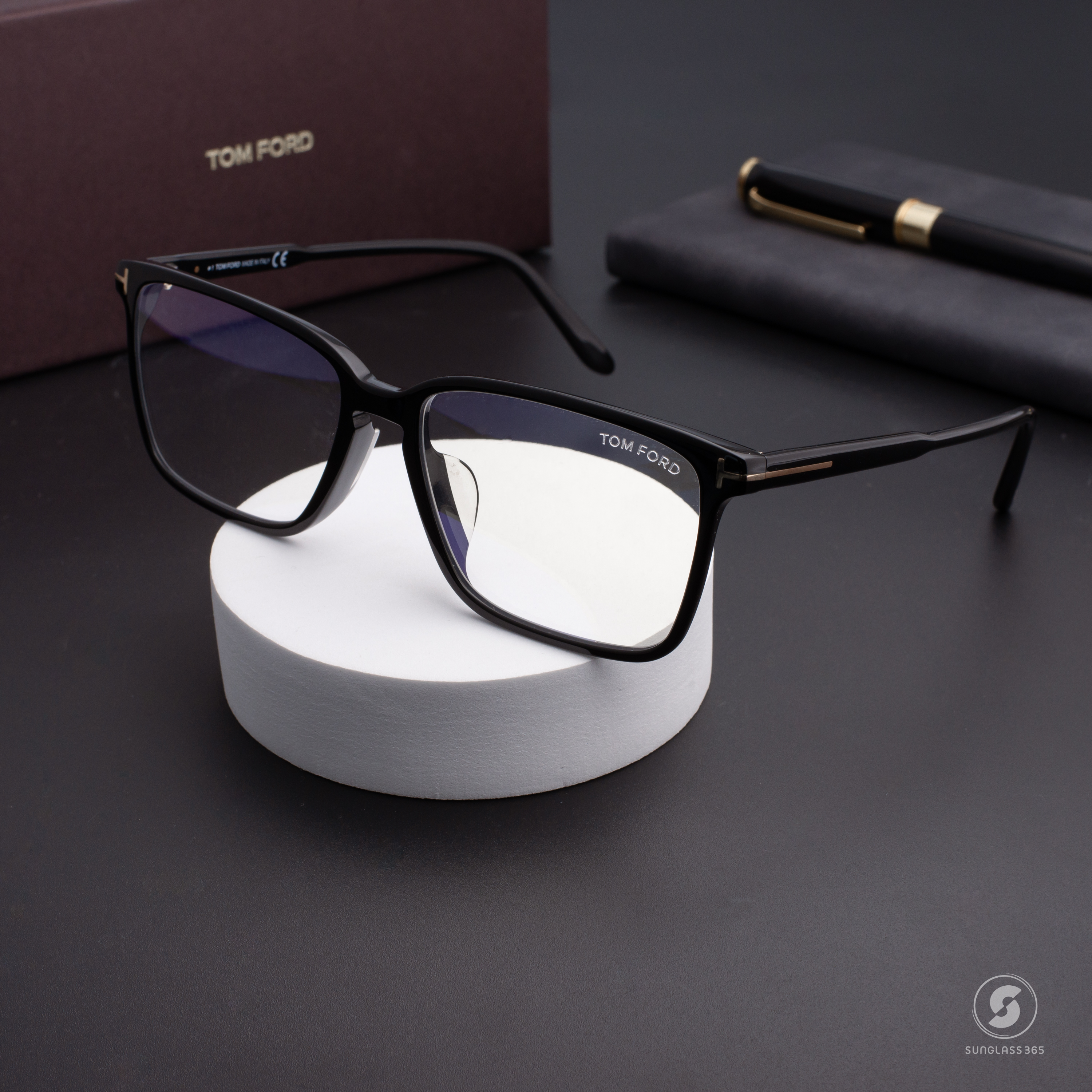 กรอบแว่น TOM FORD TF5696 001