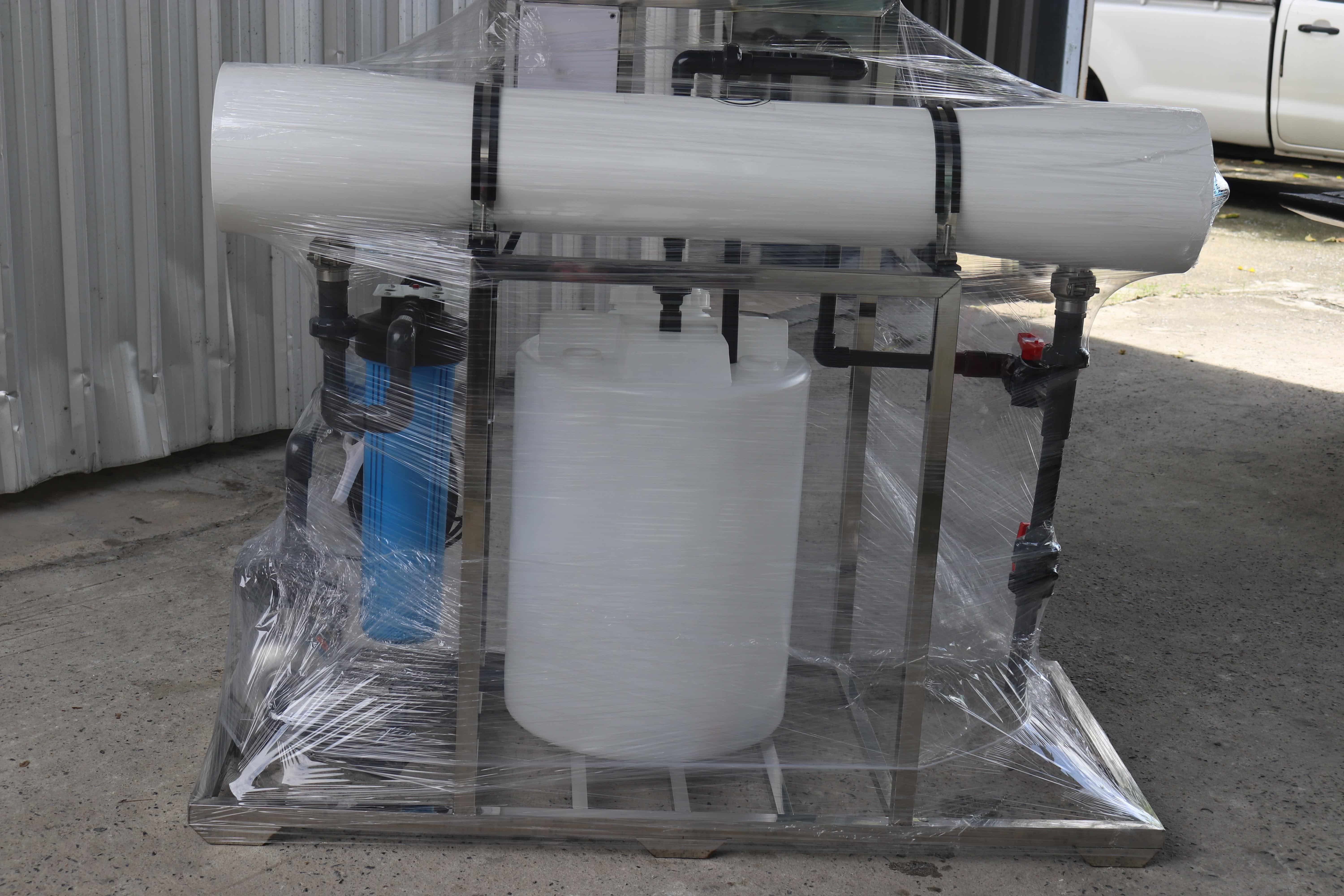 เครื่องล้างไส้เมมเบรนRO8040