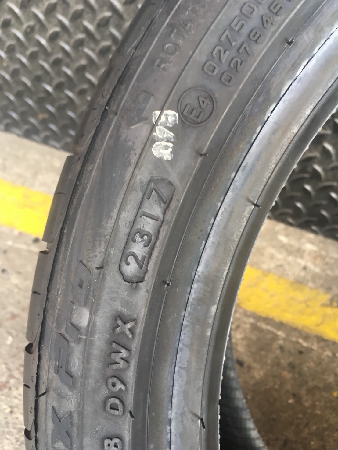 GT-RADIAL CHAMPIRO GTX PRO 195-45-16 เส้น 1500