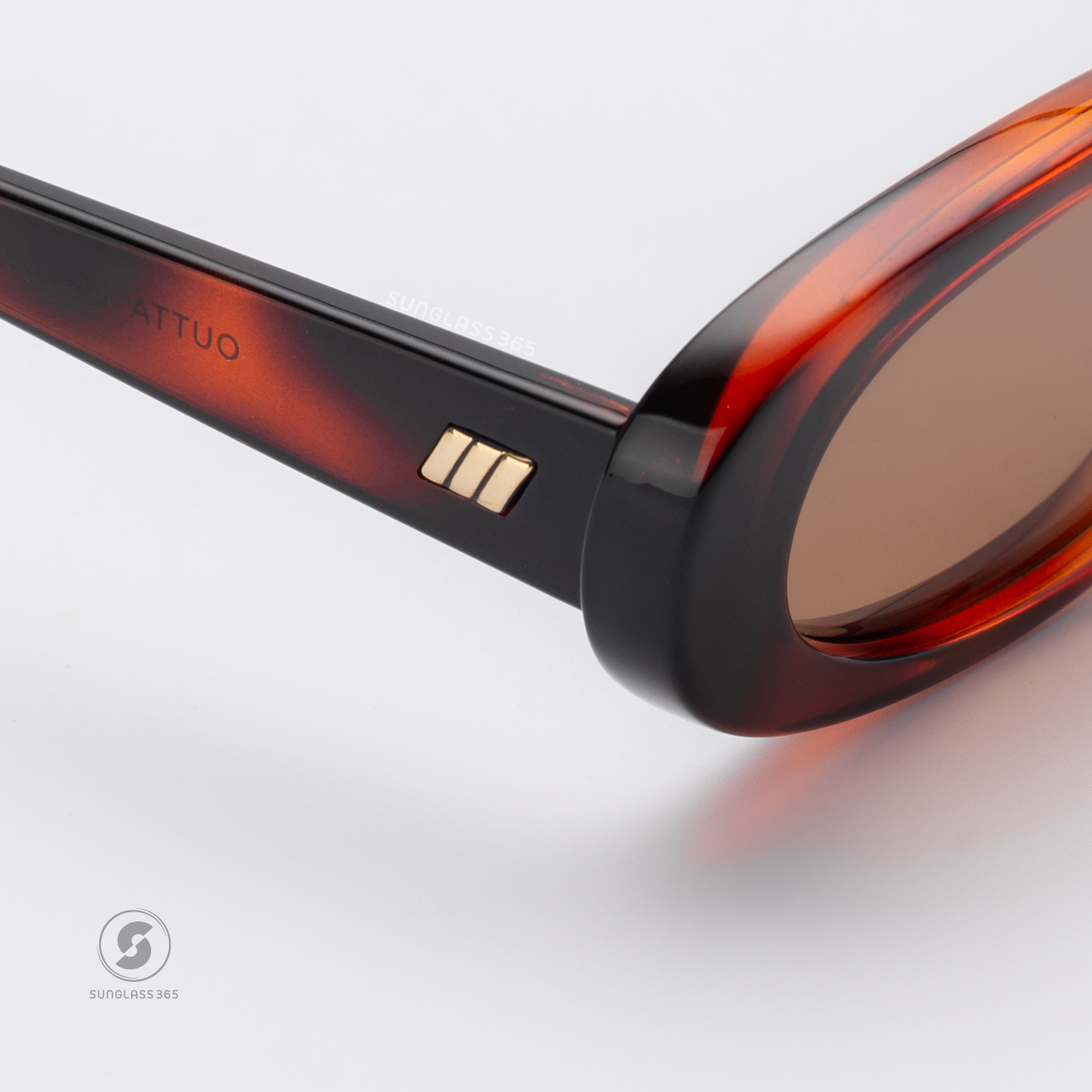 แว่นกันแดด Le Specs LSP2452396 Outta Love Toffee Tort Polarized