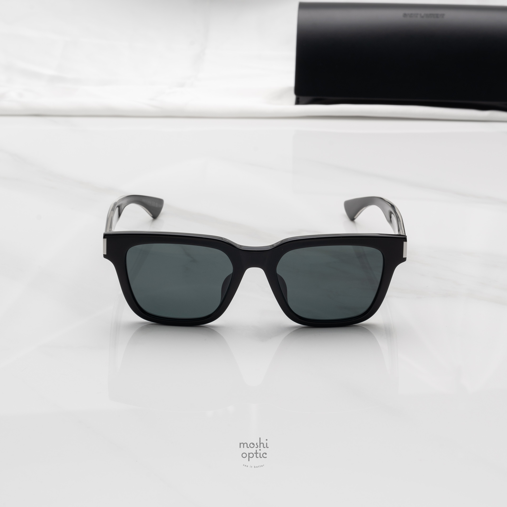 แว่นกันแดด YVES SAINT LAURENT SL790F 001