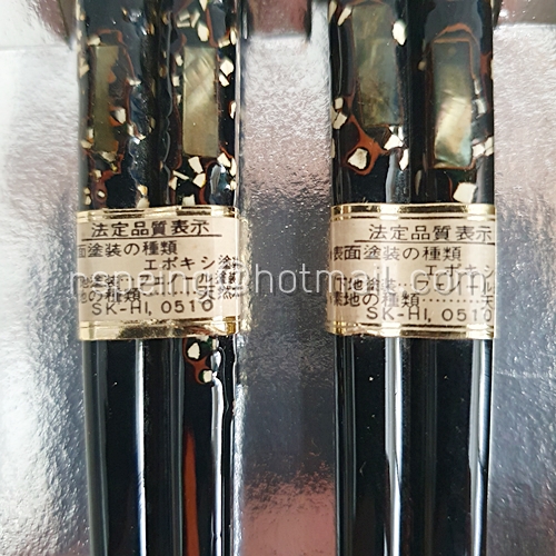 ชุดตะเกียบไม้ญุี่ปุ่น 2 คู่ ลายเปลือกหอยมุก พร้อมกล่อง