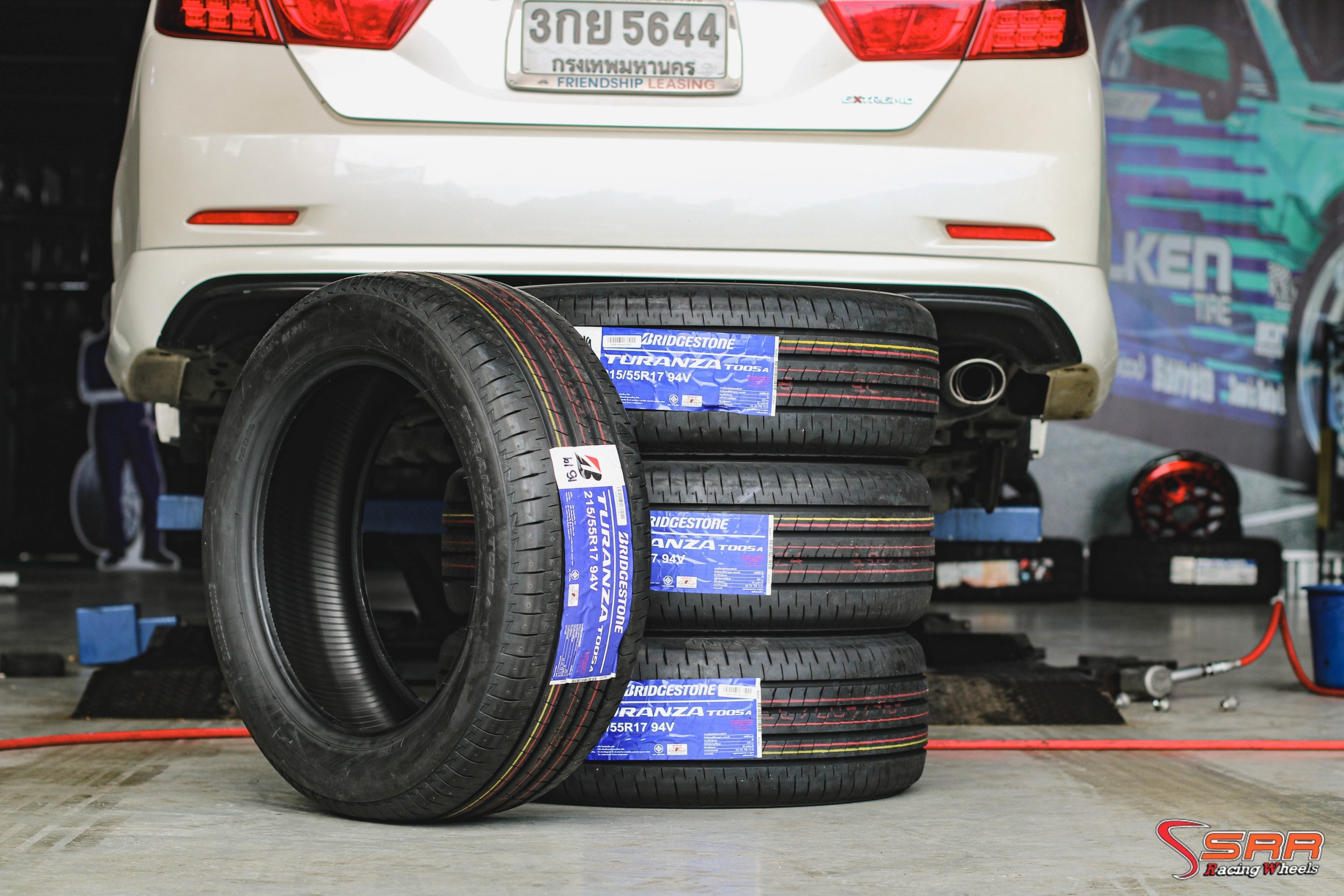 BRIDGESTONE T005A 215/55R17 ปี19