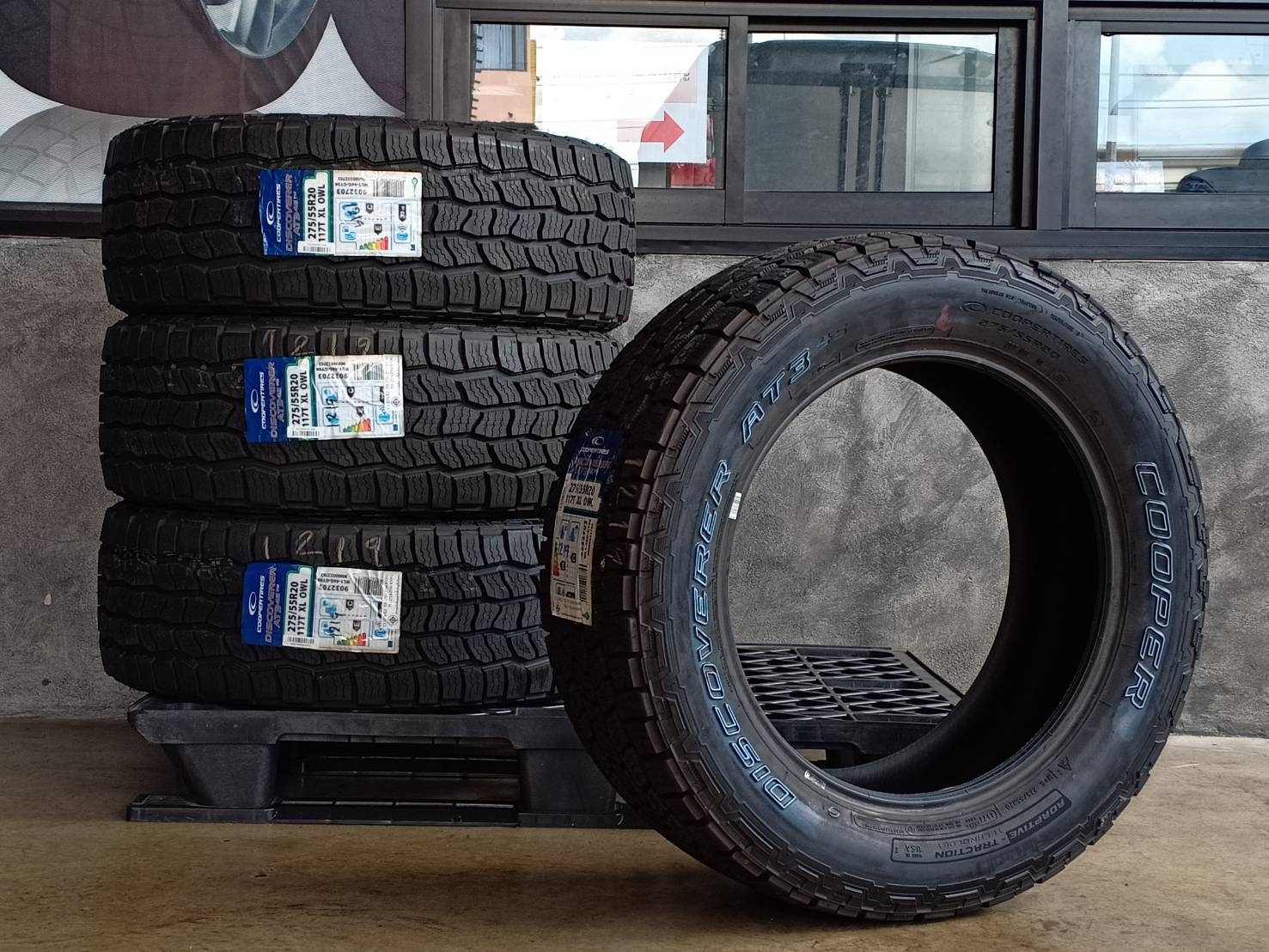 COOPER 275/55R20 DISCOVERER AT3 4S 117T XL (ตัวหนังสือขาว) MADE IN U.S.A.