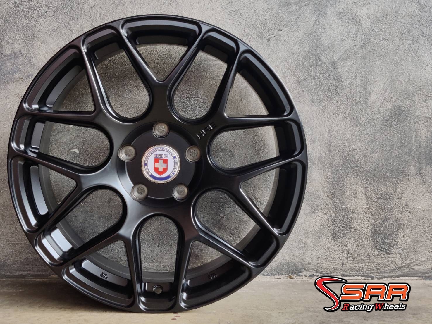 MEGA WHEELS : MF1026(HRE) 18X8-9 5x120 MB(ดำด้าน)