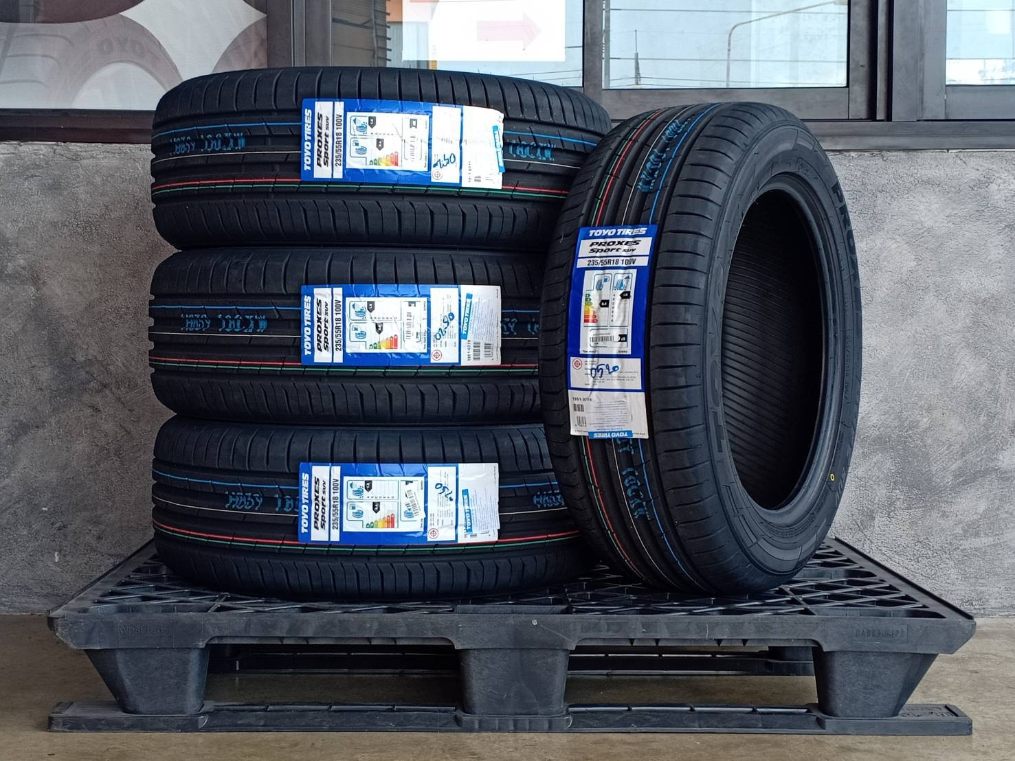 TOYO PROXES SPORT SUV 235/55R18 ปี20 ยางญี่ปุ่น