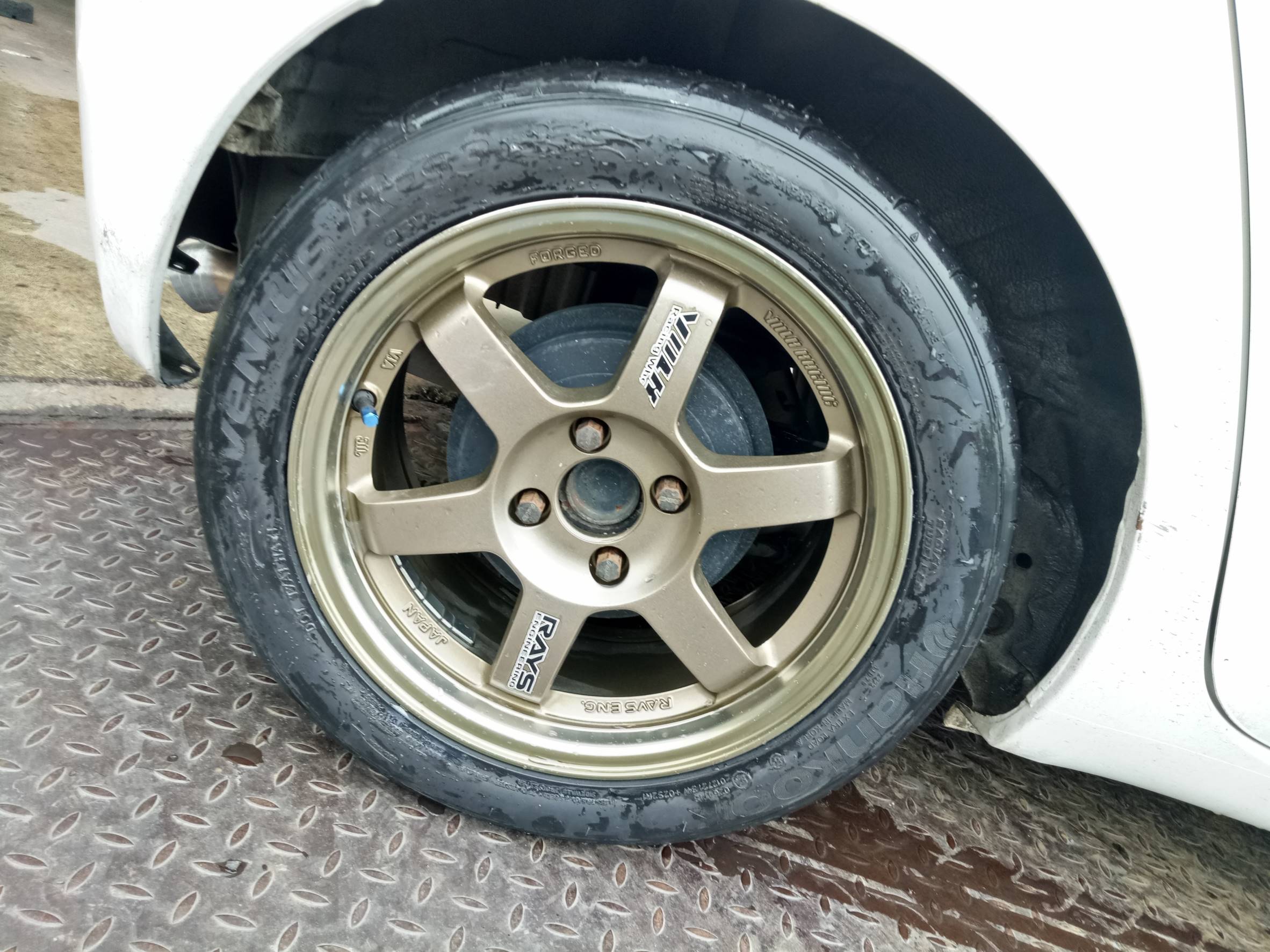 ยางใหม่ HANKOOK RS3 195/50-15 เส้น 2500 บาท ปกติ 3400 บาท