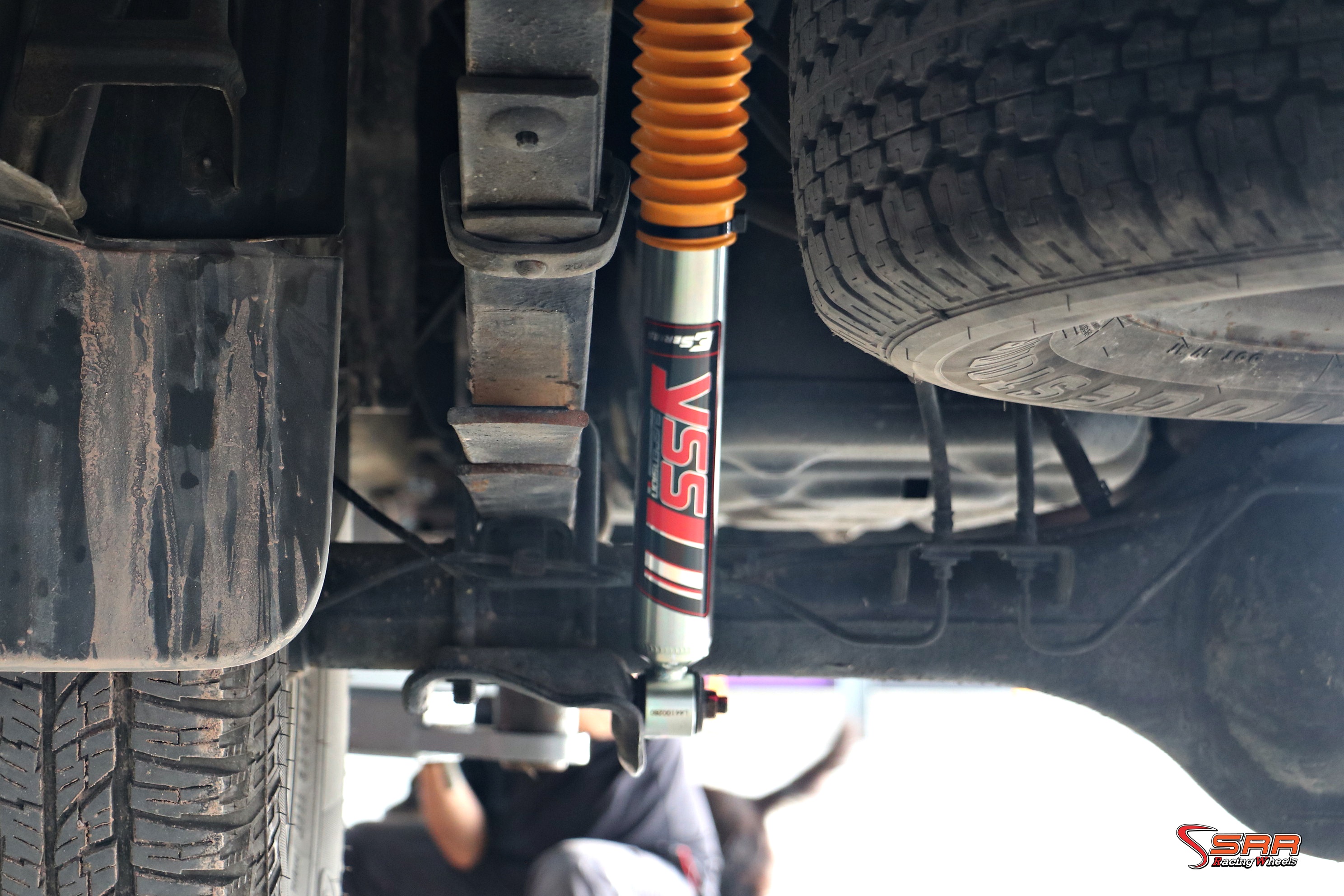 โช้ค Yss E series ผ่อน0% ได้ 6-10 เดือน ที่ทรัพย์รุ่งเรืองยางยนต์ สาขาสำนักงานใหญ่ ที่เดียว