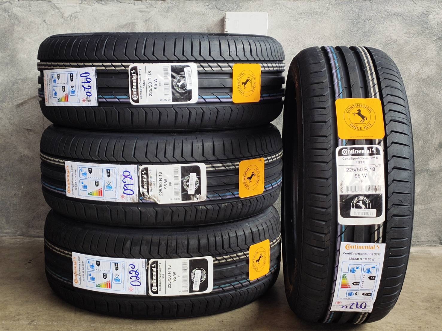 CONTINENTAL 95W CONTISPORTCONTACT TM5*SSR 225/50R18 ปี20