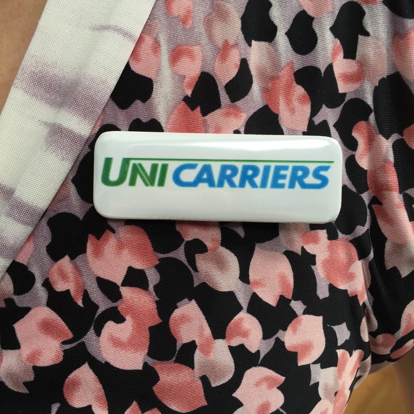 ป้ายชื่อเข็มกลัดพลาสติก 7x2.5 cm