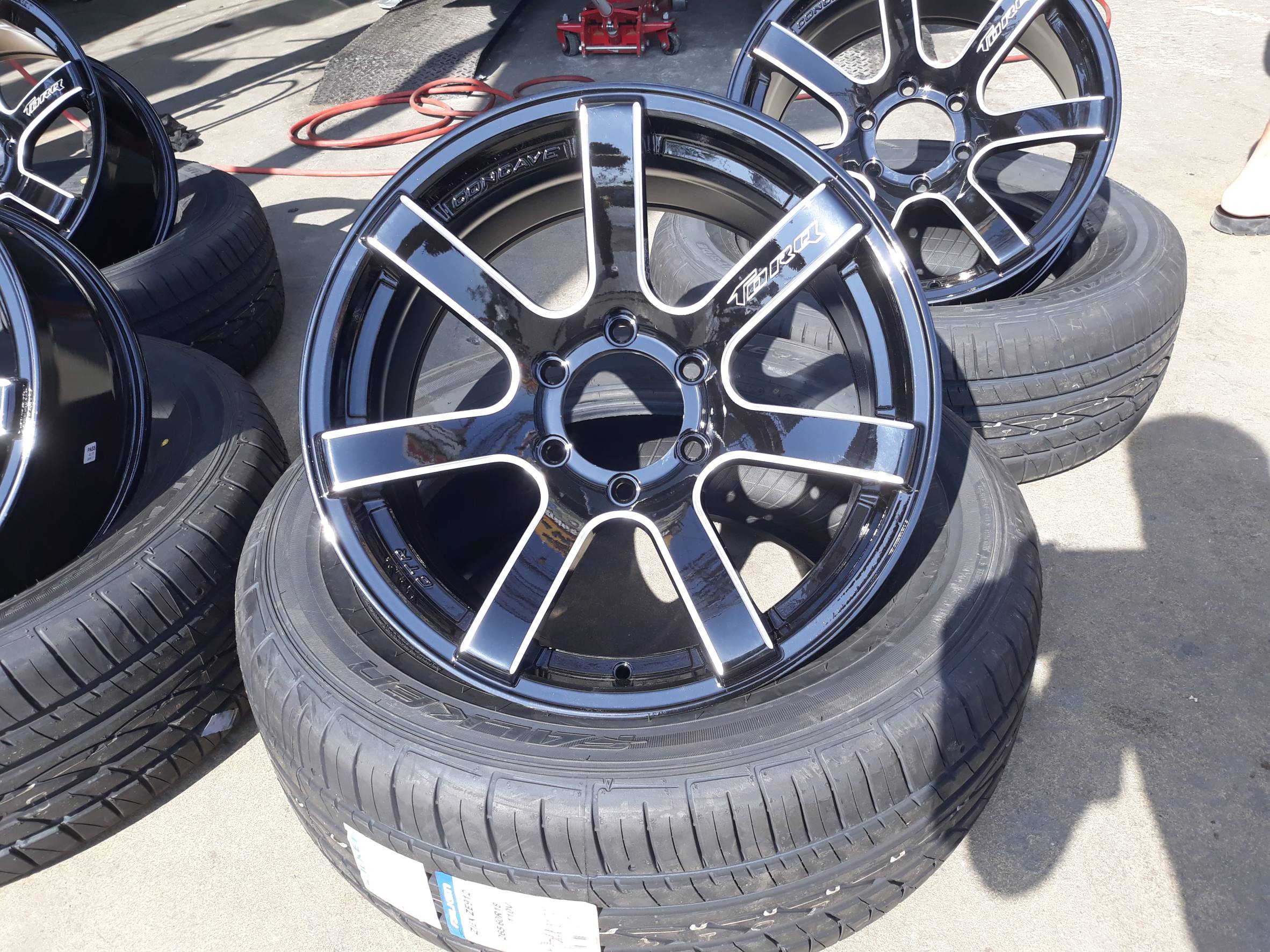 NEW MODEL CTR ราคาพิเศษ ล้อใหม่