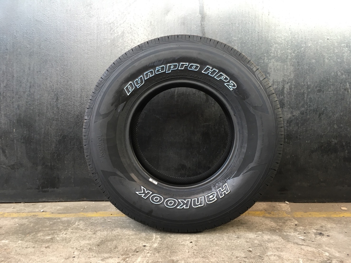 HANKOOK DYNAPRO HP2 (RA33) 255-70-15 เส้น 2900 ปี18 ปกติ 4000