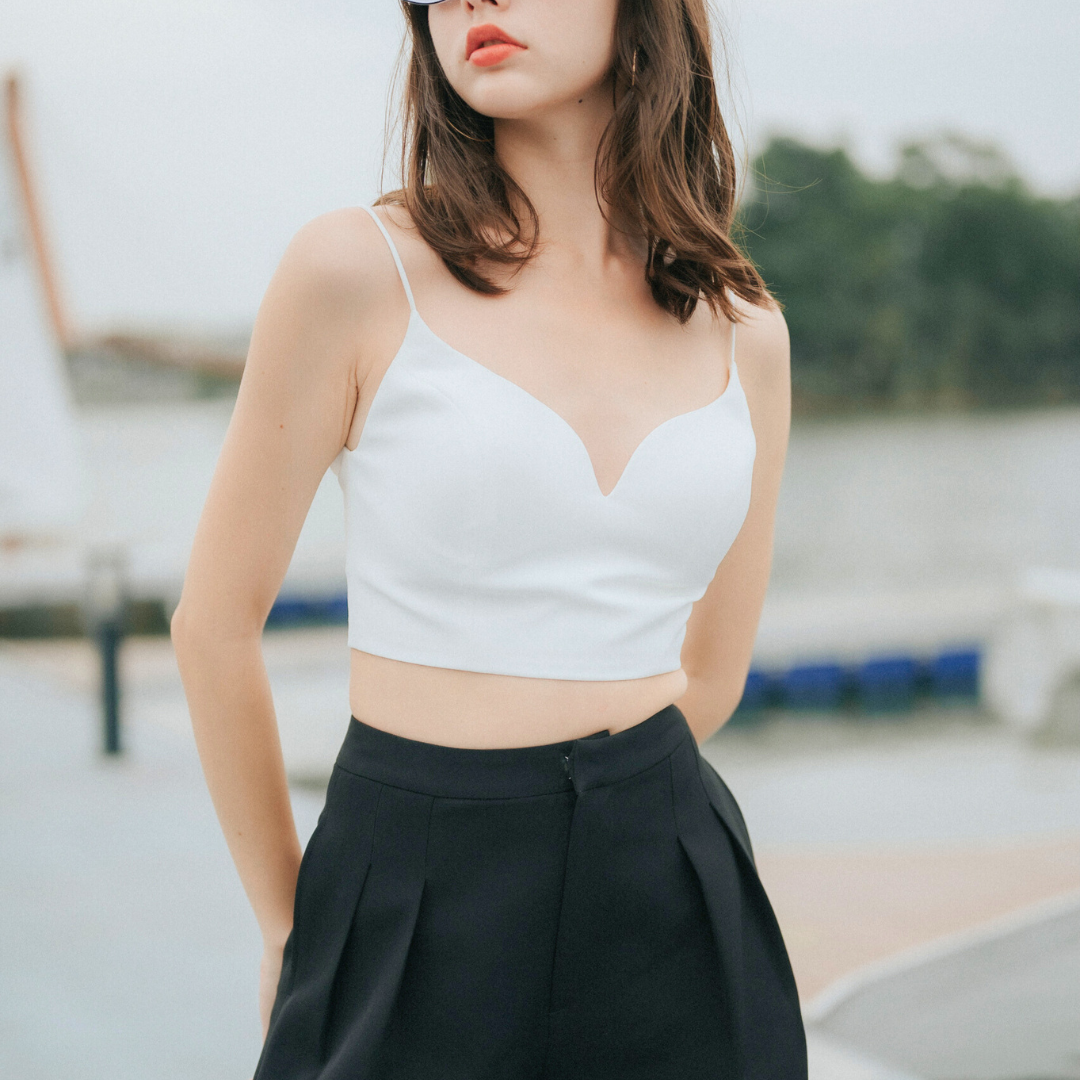 Lism S-031 Sleek Curve Cami เสื้อสายเดี่ยวอกโค้งเป๊ะสะกดทุกสายตา