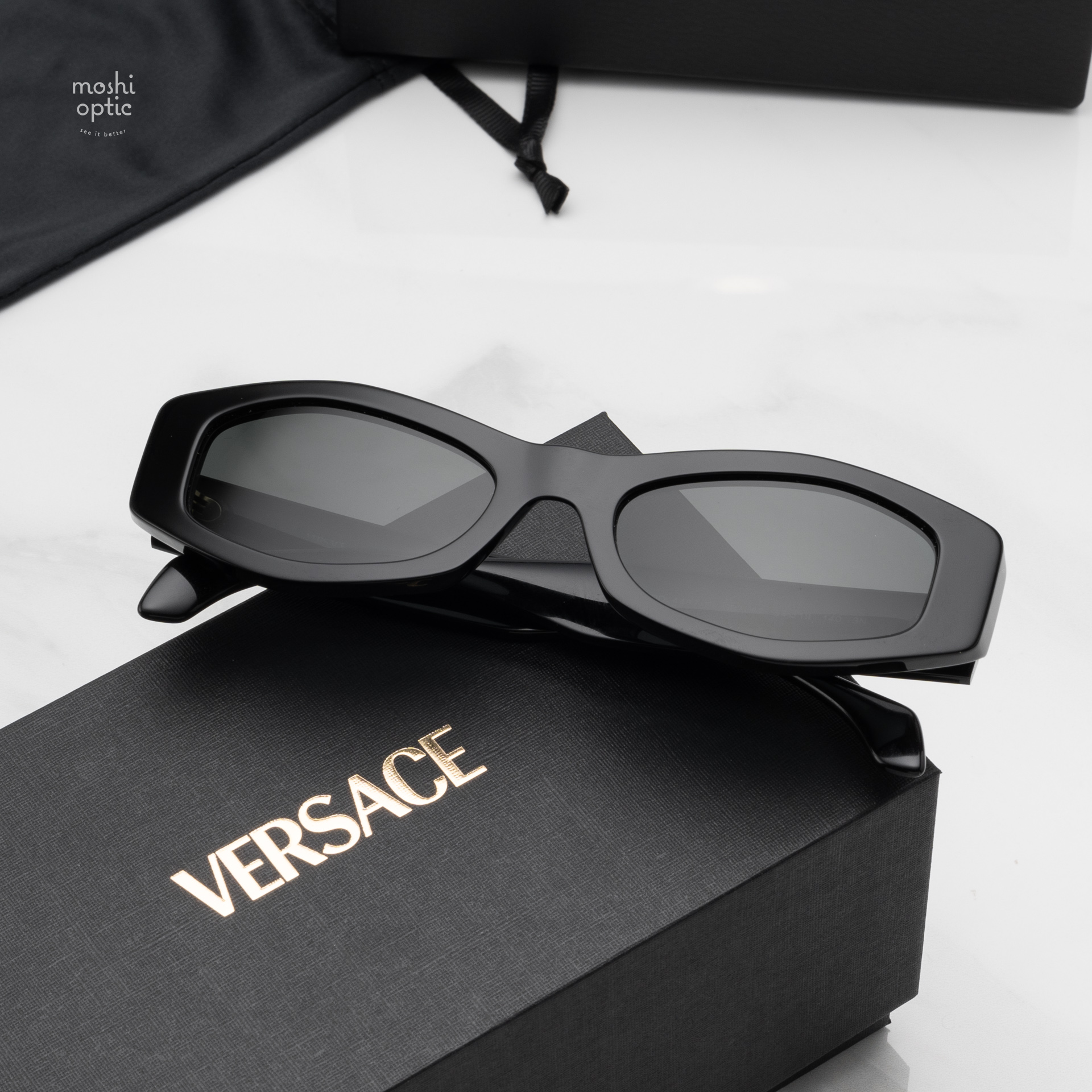 แว่นกันแดด Versace VE4487F GB1/87