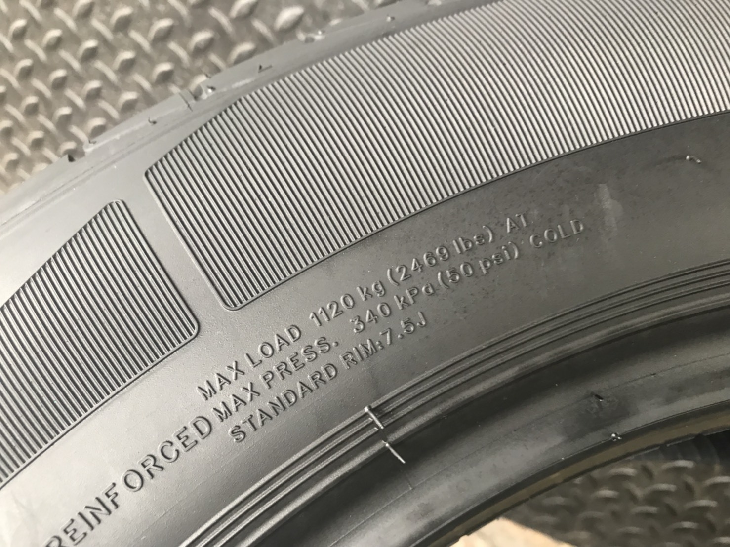 KENDA KLEVER H/T KR50 255/60-18 เส้น 4250 ปี18