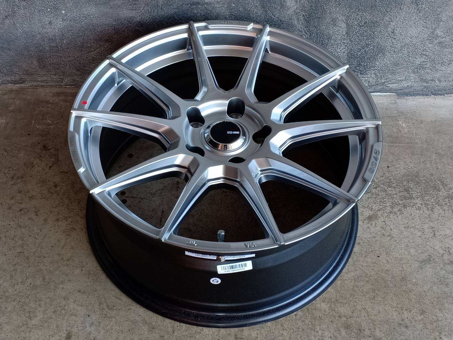 ENKEI TUNING SC46 17X7.5 5H114.3 ต้องการส่วนลดราคาพิเศษ กรุณาสอบถาม