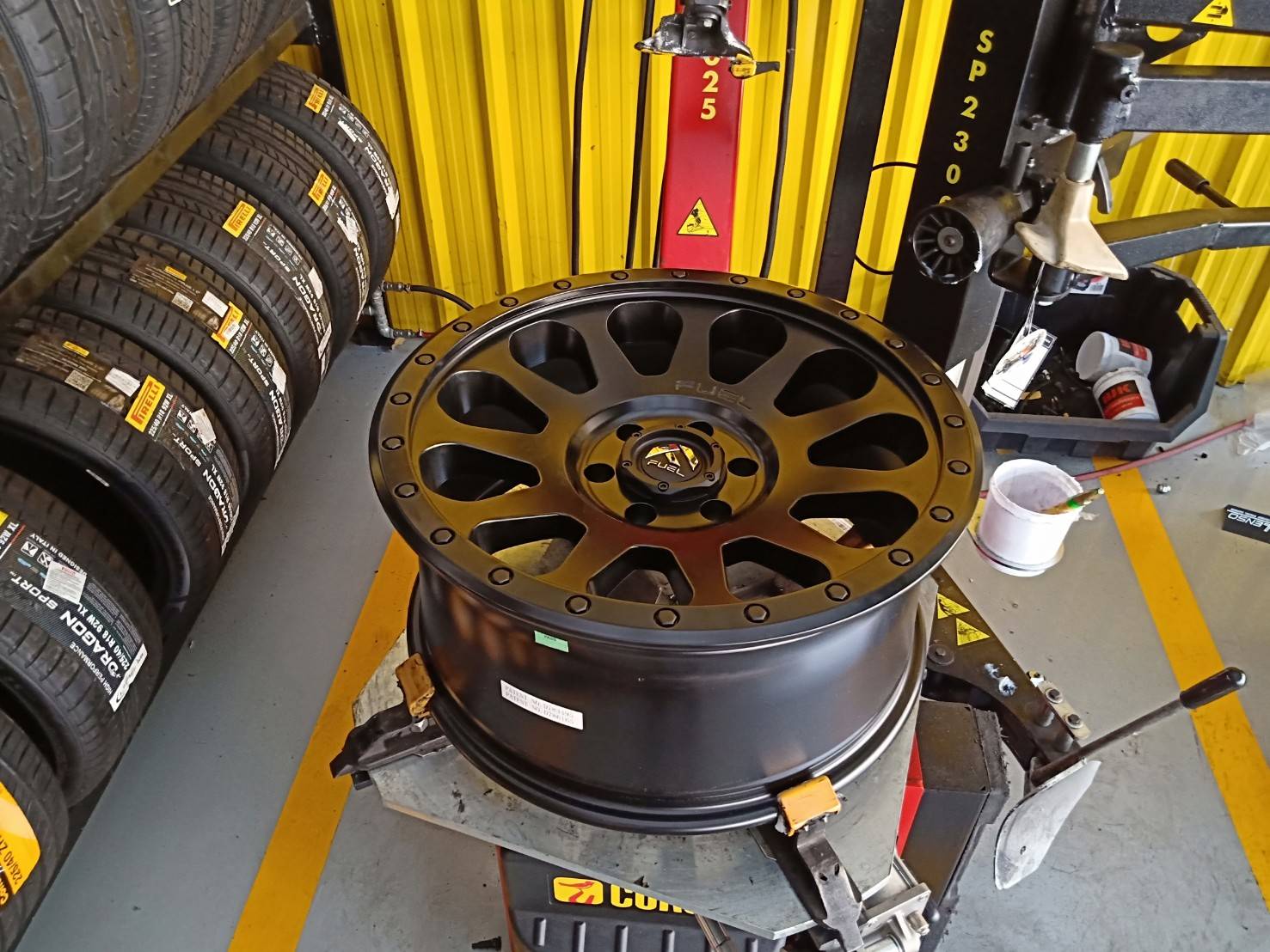 ล้อแท้ FUEL VECTOR D579 ขอบ20