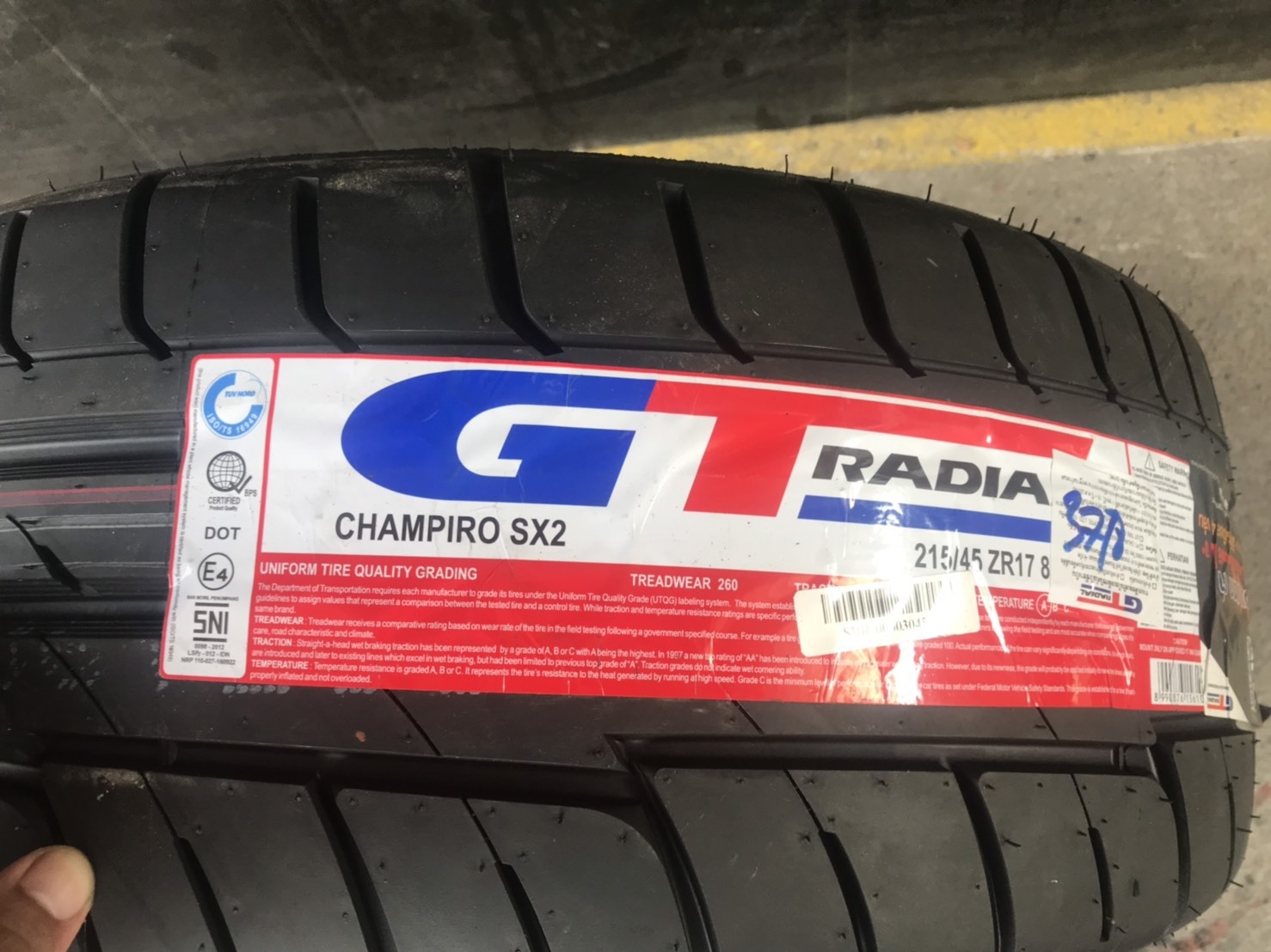 GT SX-2 215/45-17 เส้น2900บาท เท่านั้น ปี 18
