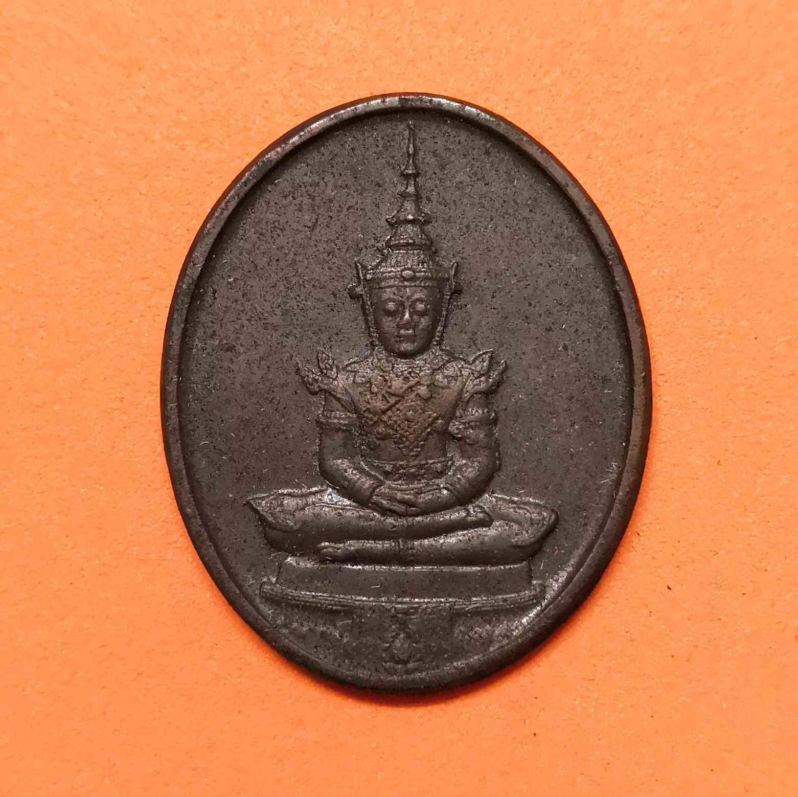 ชุดเหรียญ พระแก้วมรกต 3 ฤดู หลัง ภปร บล็อกพระราชศรัทธา ที่ระลึกสมโภชกรุงรัตน์โกสินทร์ 200 ปี พศ 2525 เนื้อทองแดง พร้อมกล่องเดิม