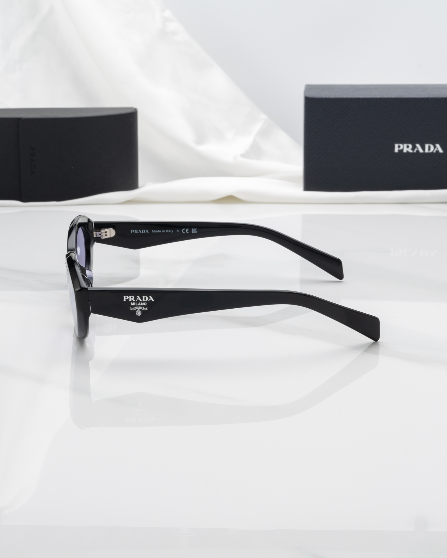 PRADA Symbole PR26ZSF 16K40J Black Violet