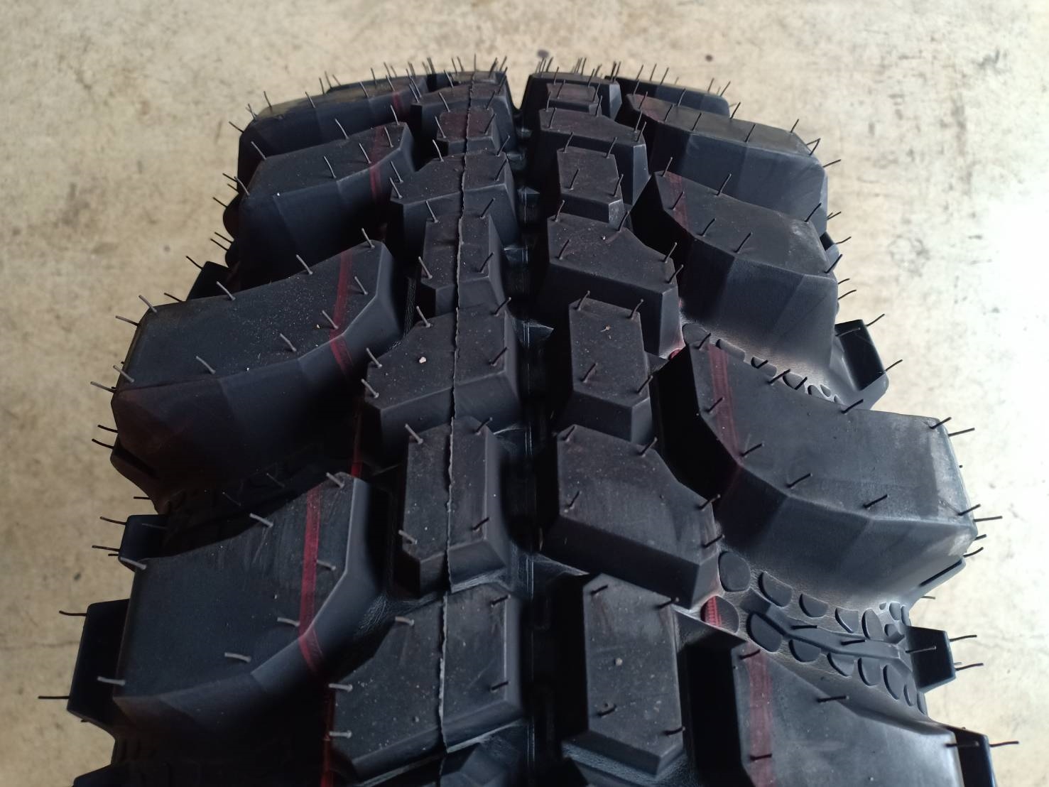 GT RADIAL SAVERO KOMODO 4X4MUD EXTREME 33X10.5R15 ราคาพิเศษ