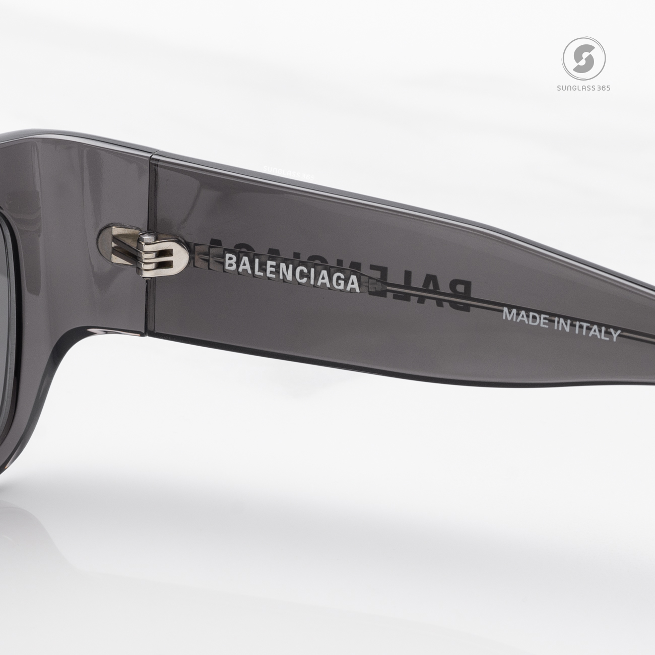 แว่นกันแดด Balenciaga BB0331SK 003