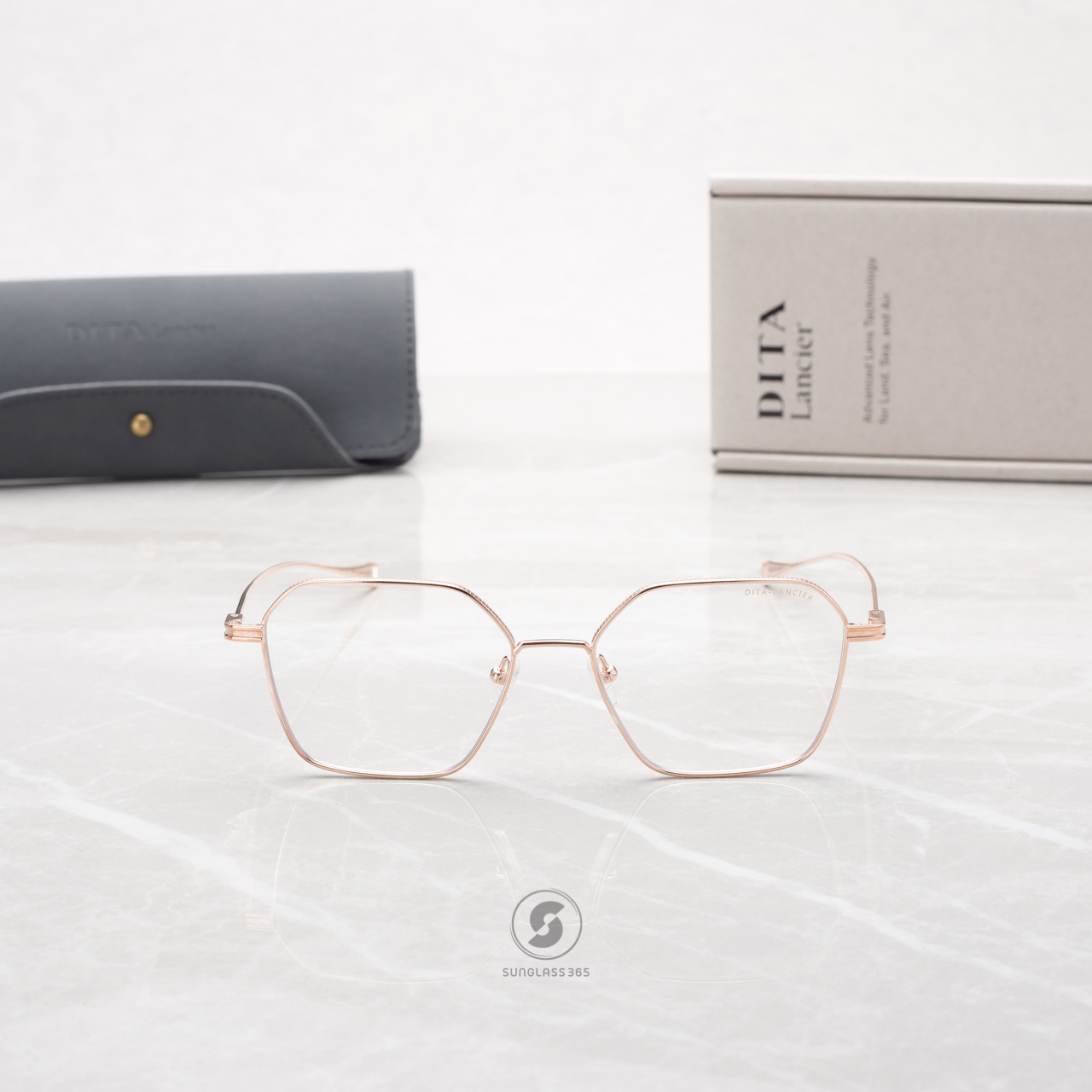 แว่นสายตา DITA LANCIER DLX116 A 02 with Blue Control Lens