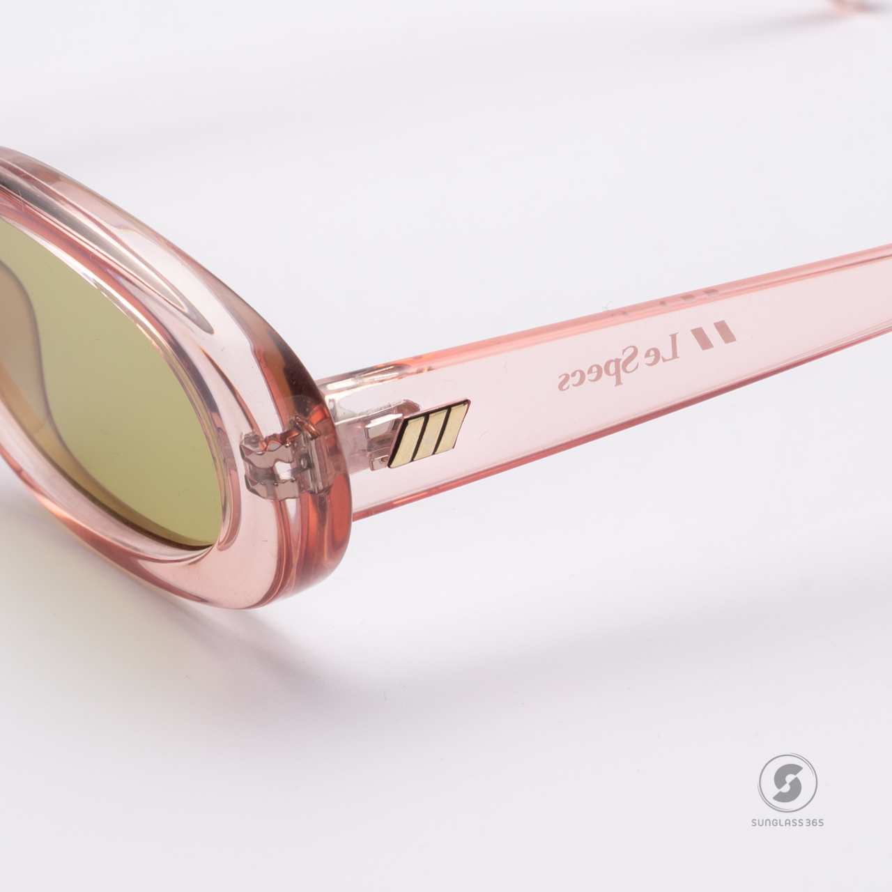 แว่นกันแดด Le Specs LSP2352166 Outta Love Rose Water