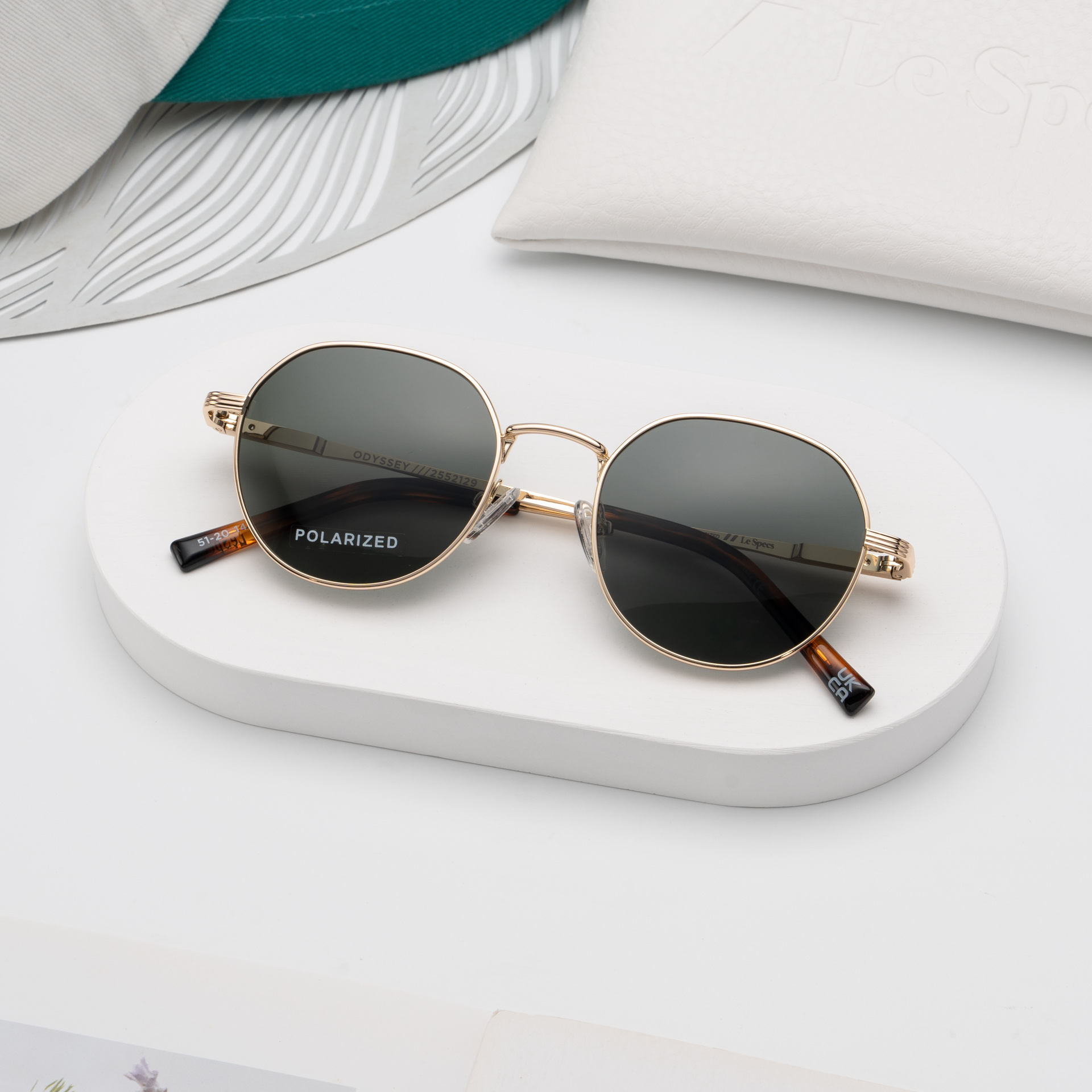แว่นกันแดด Le Specs LSP2552129 ODYSSEY Gold Khaki Mono Polarized