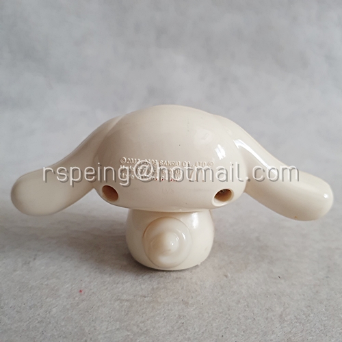 แมคโดนัลด์ แฮปปี้ มีล ทอยส์ 2009 : ซินเนมอนโรลถือถุงเฟรนช์ฟรายส์ McDonald’s Happy Meal Toys 2009 : Cinnamonroll