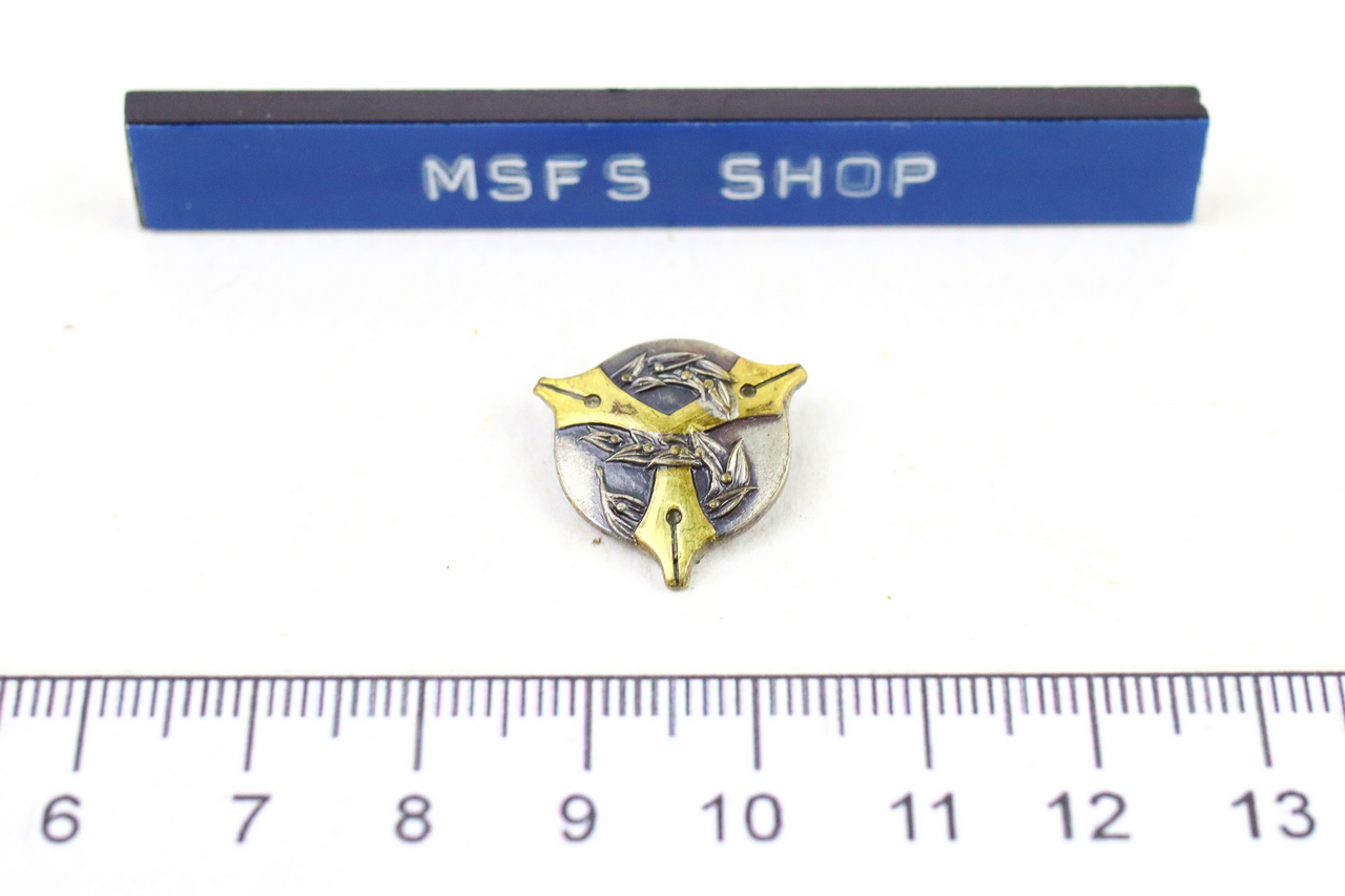 [มือสอง] เข็มกลัดโลหะ Vintage Enamel Pin จากญี่ปุ่น ขนาดเล็ก แบบที่ 24 - โกดังญี่ปุ่น
