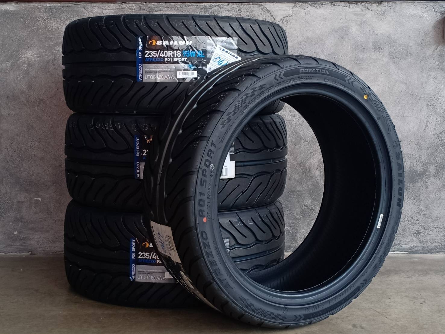 SAILUN ATREZZO R01 SPORT 235/40R18 ปี19