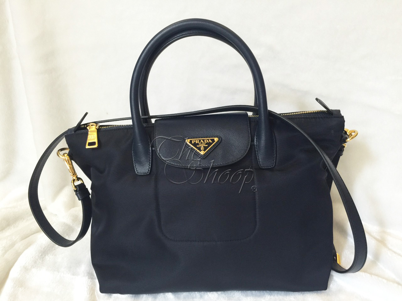 ที่จัดระเบียบกระเป๋า แบบมีฐาน Prada Nylon