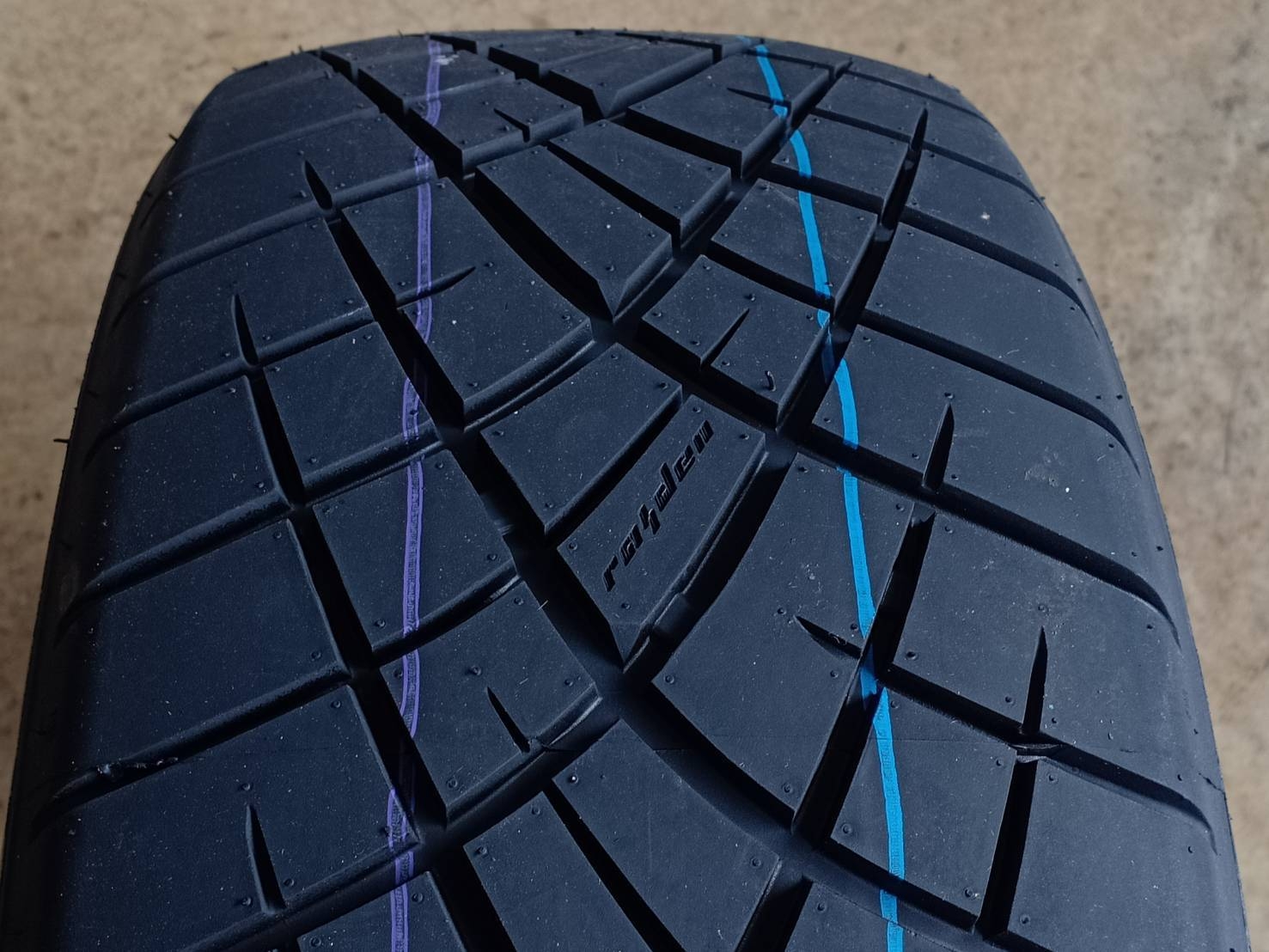 RAIDEN 205/50R15 HERO R111