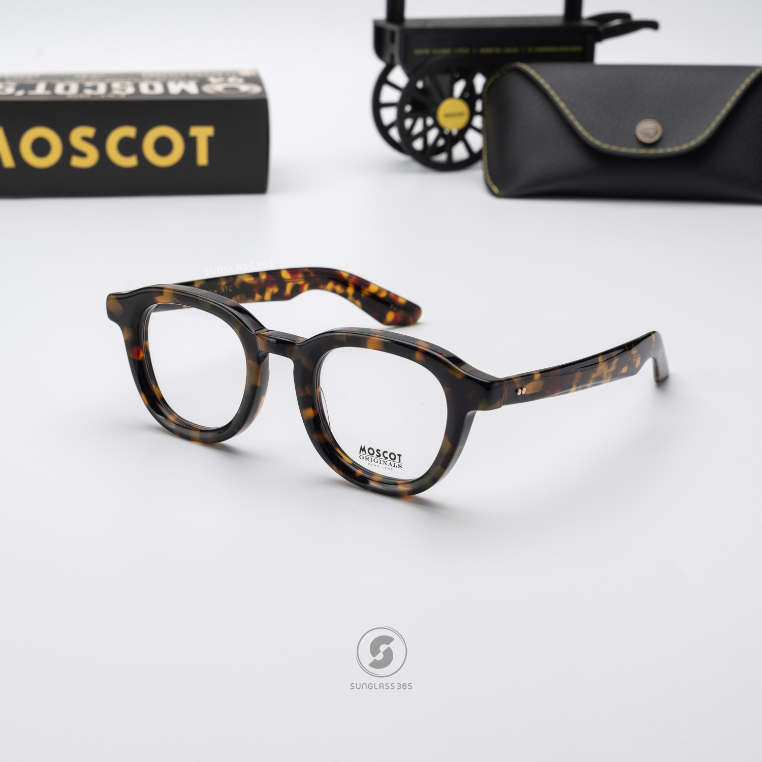 แว่นสายตา Moscot Dahven Tortoise