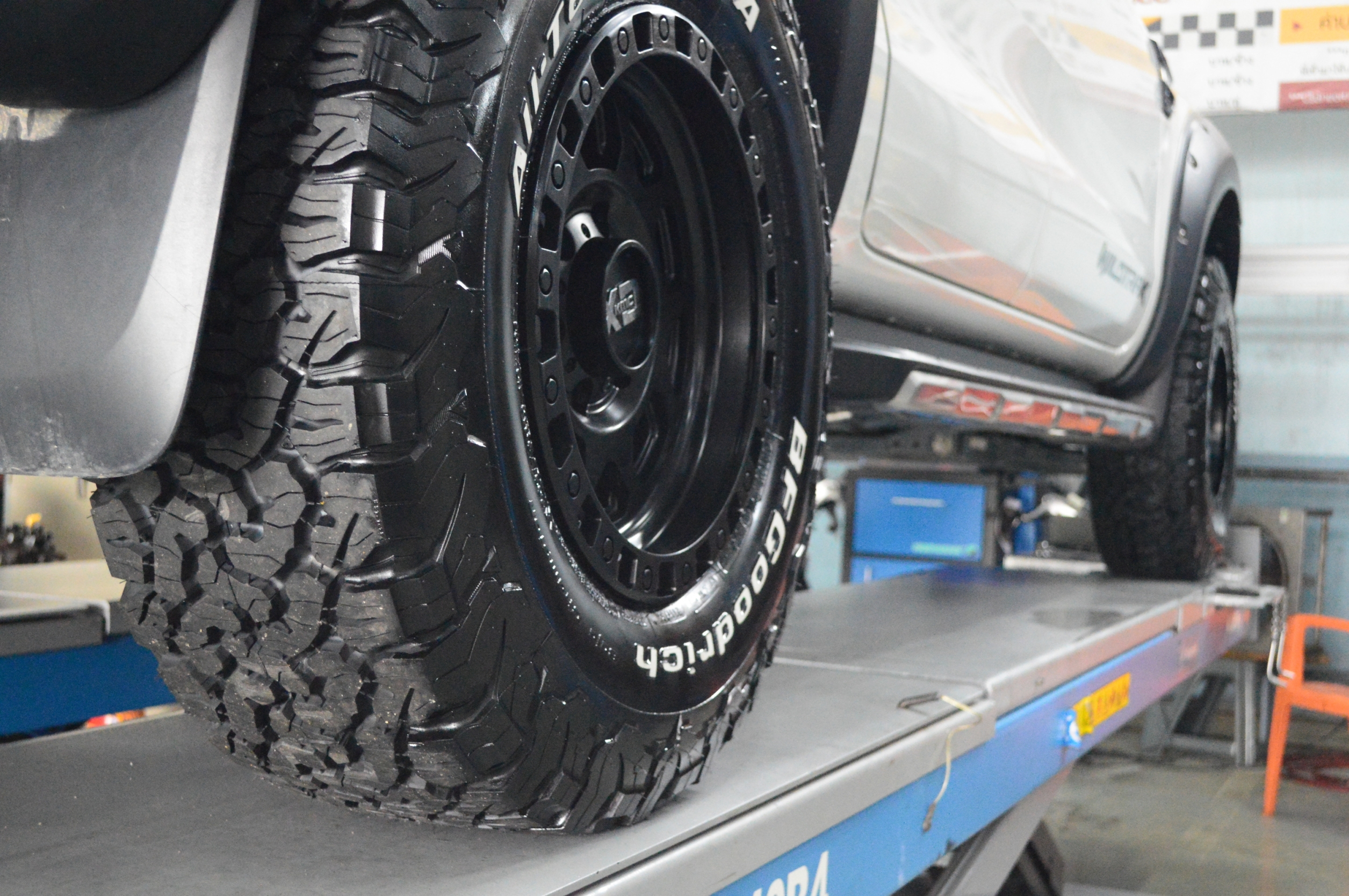 ล้อแท้ KMC XD132 USA OFF ROAD