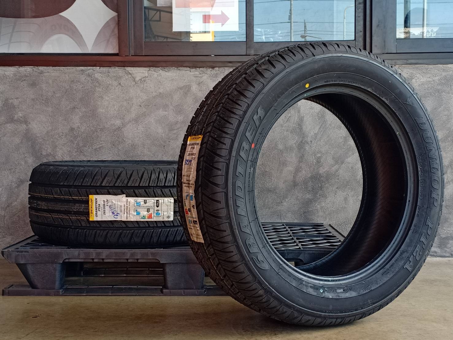 DUNLOP 285/50R20 GRANDTREK PT2A 112V MADE IN JAPAN