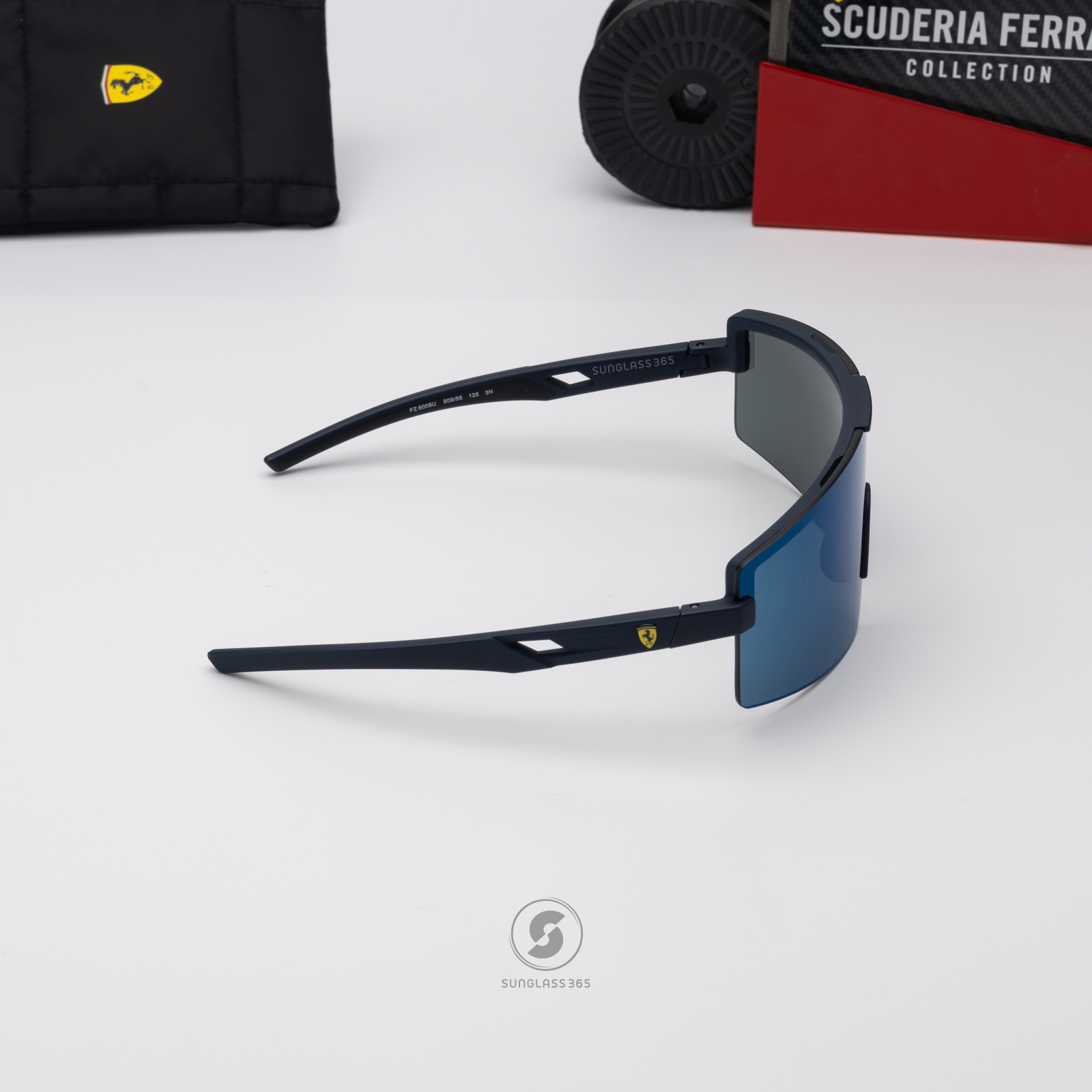 แว่นกันแดด Scuderia Ferrari FZ6008U 509/55