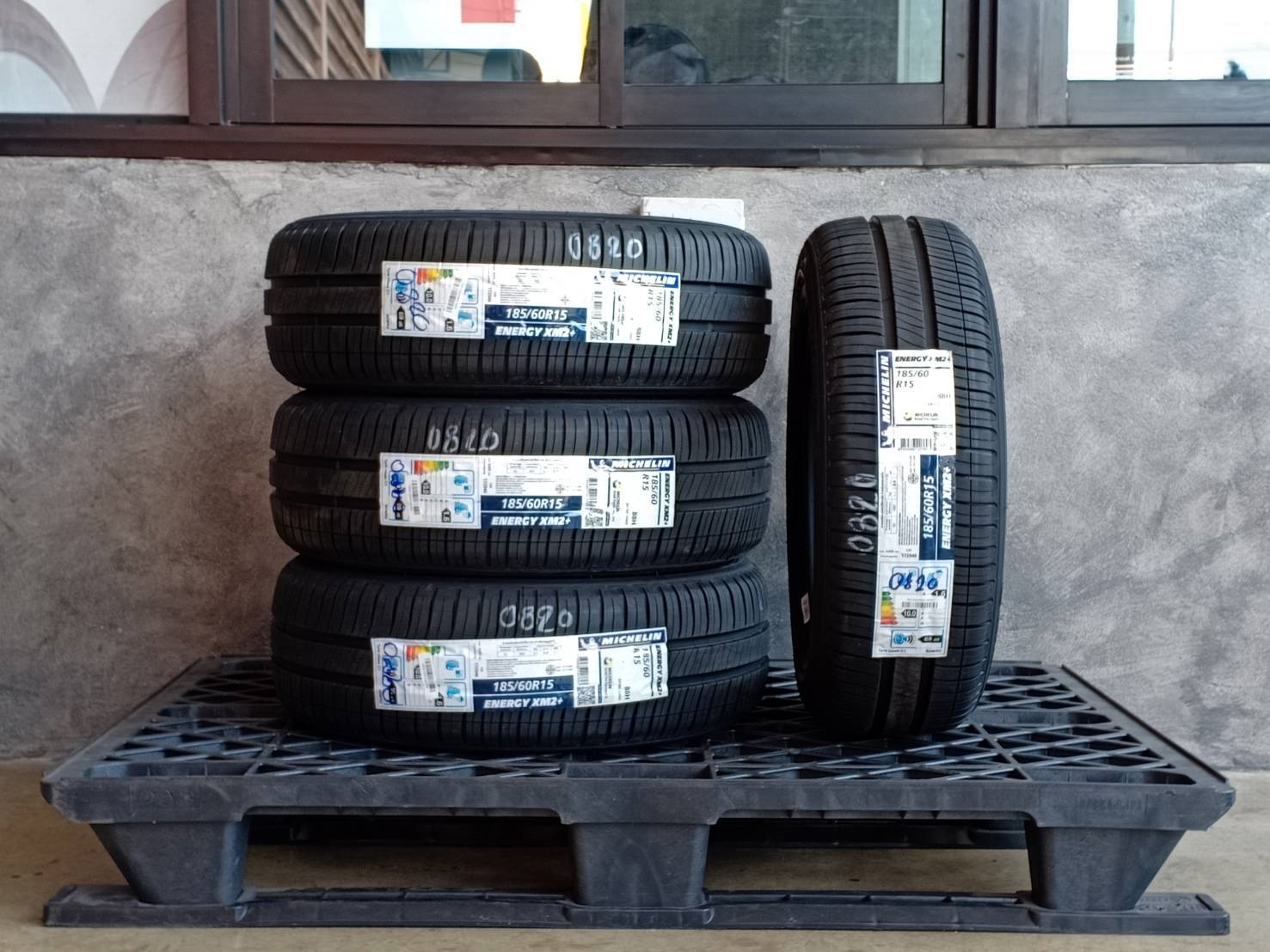MICHELIN 185/60R15 ENERGY XM2+ 88H MADE IN THAILAND