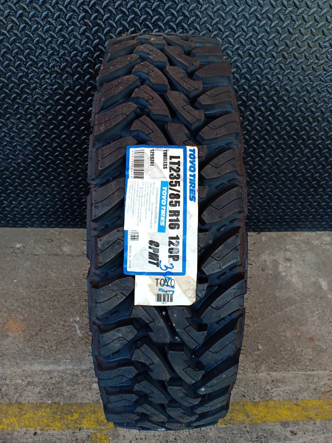 ยางใหม่ ดอกมัด TOYO OPMT 235/85-16 ราคาถูก ยางพิเศษ เหมาะกับรถออฟโรด