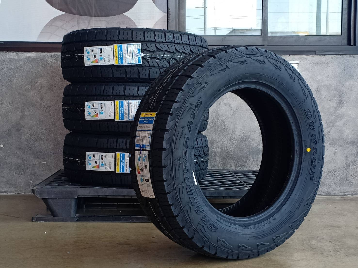 DUNLOP 255/60R18 GRANDTREK AT5 ต้องการส่วนลดราคาพิเศษ กรุณาสอบถาม